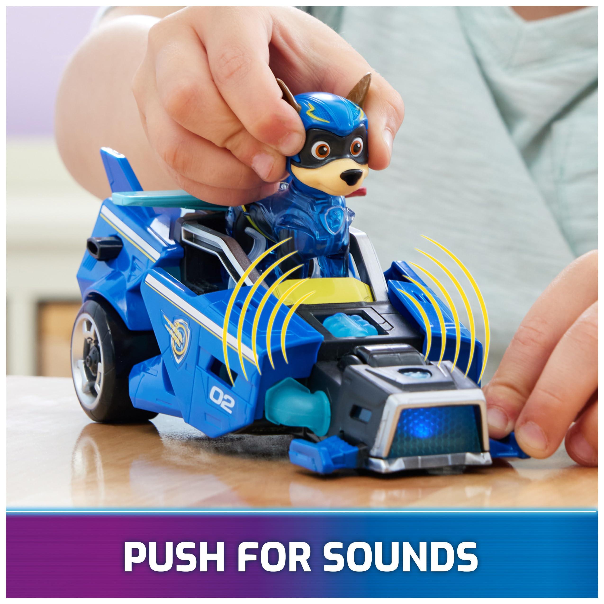 Paw Patrol Paw Patrol: The Mighty Movie, Toy Car with Chase Mighty Pups Action Figure, Lights and Sounds, Kids Toys for Boys & Girls 3+