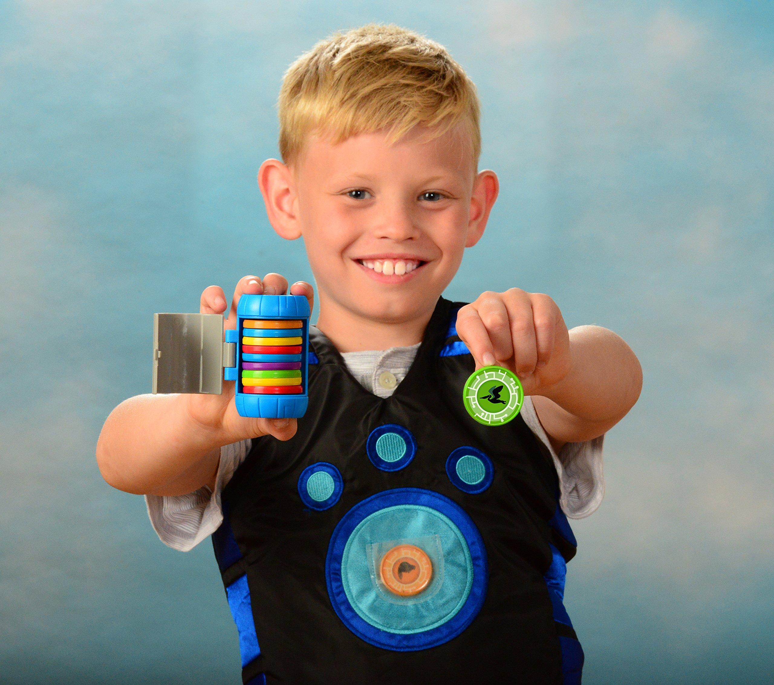 Wild Kratts Wild Kratts Martin Kratt Creature Power Disc Holder Set with 20 Discs - Officially Licensed - Figure Toy for Pretend & Dress Up Play - Includes 15 Exclusive Collectables - Great Gift for Kids