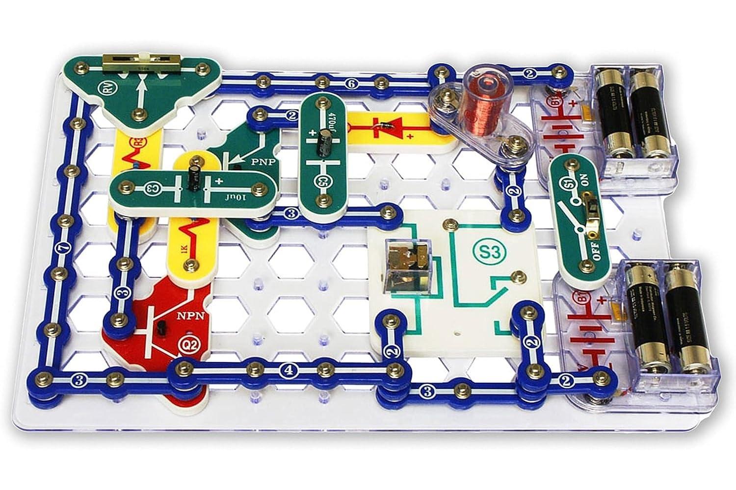 Snap Circuits Snap Circuits Extreme SC-750 Electronics Exploration Kit - Over 750 Projects, Full Color Manual, 80+ Parts for STEM Education, Kids 8+