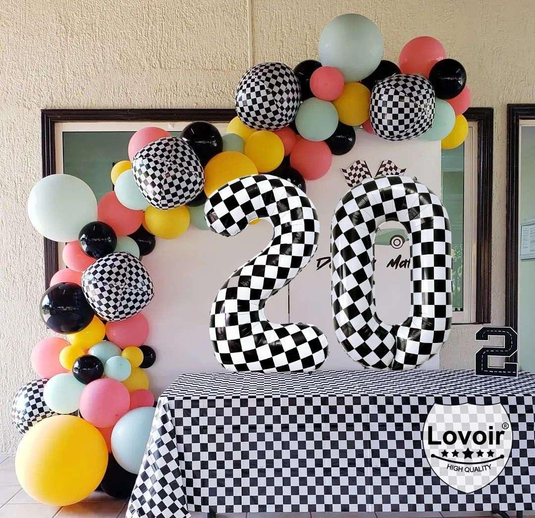 Lovoir Black White Checkered Number 30 Balloons, 40 Inch Giant Number Balloons Foil Mylar Helium Checkered Number 30 Balloons for 30th Birthday Party Supplies Anniversary Event Celebration Decorations