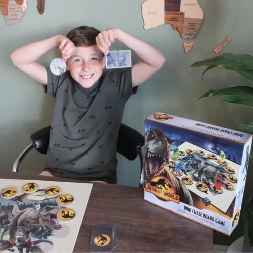 Cartamundi Cartamundi Jurassic World Dino Chase Board Game, Exciting Family Friendly Dinosaur Game, for 2-4 Players, Great Gift for Kids Aged 4+