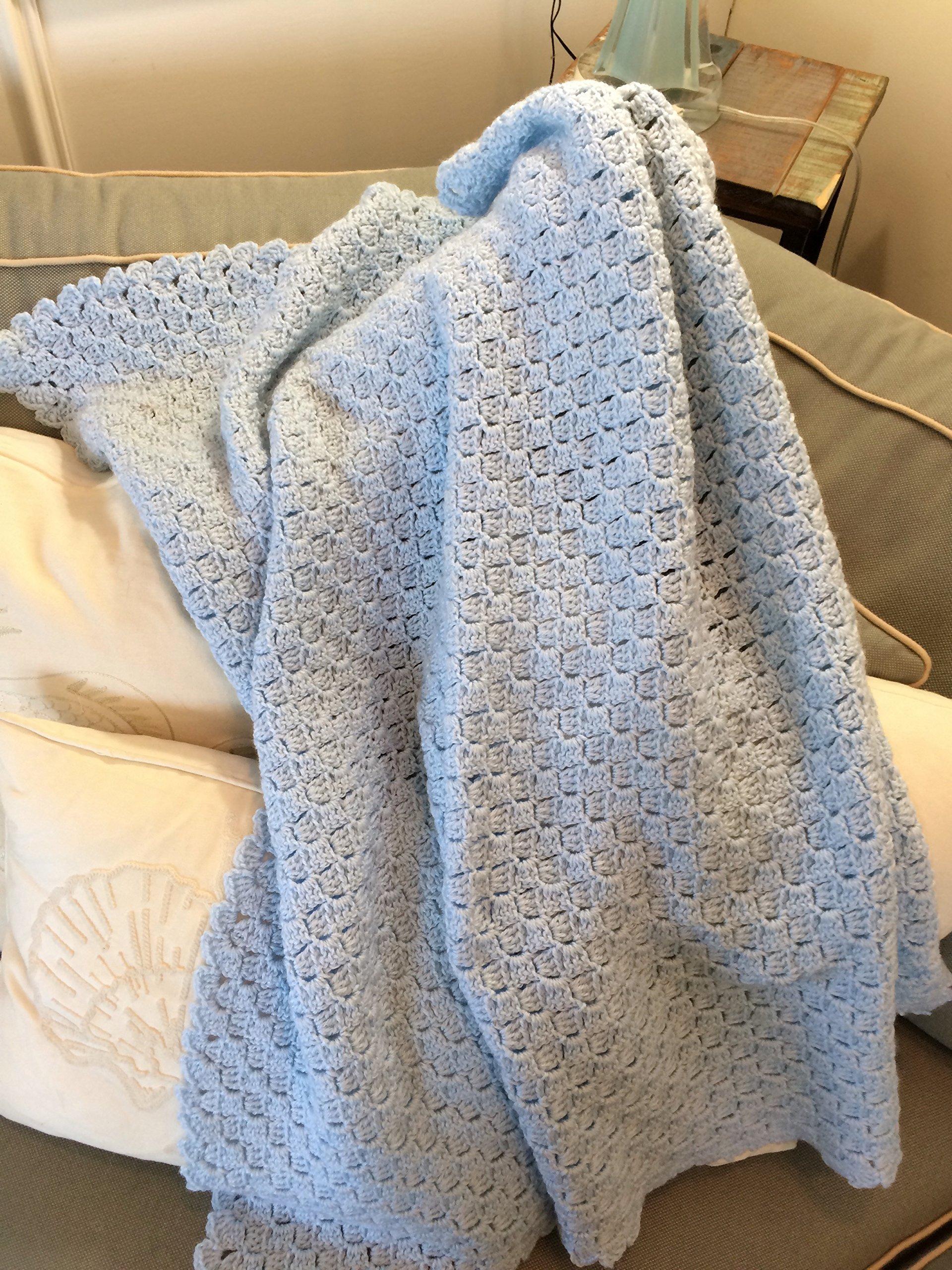 ToysCentral Basics Baby Blue Throw