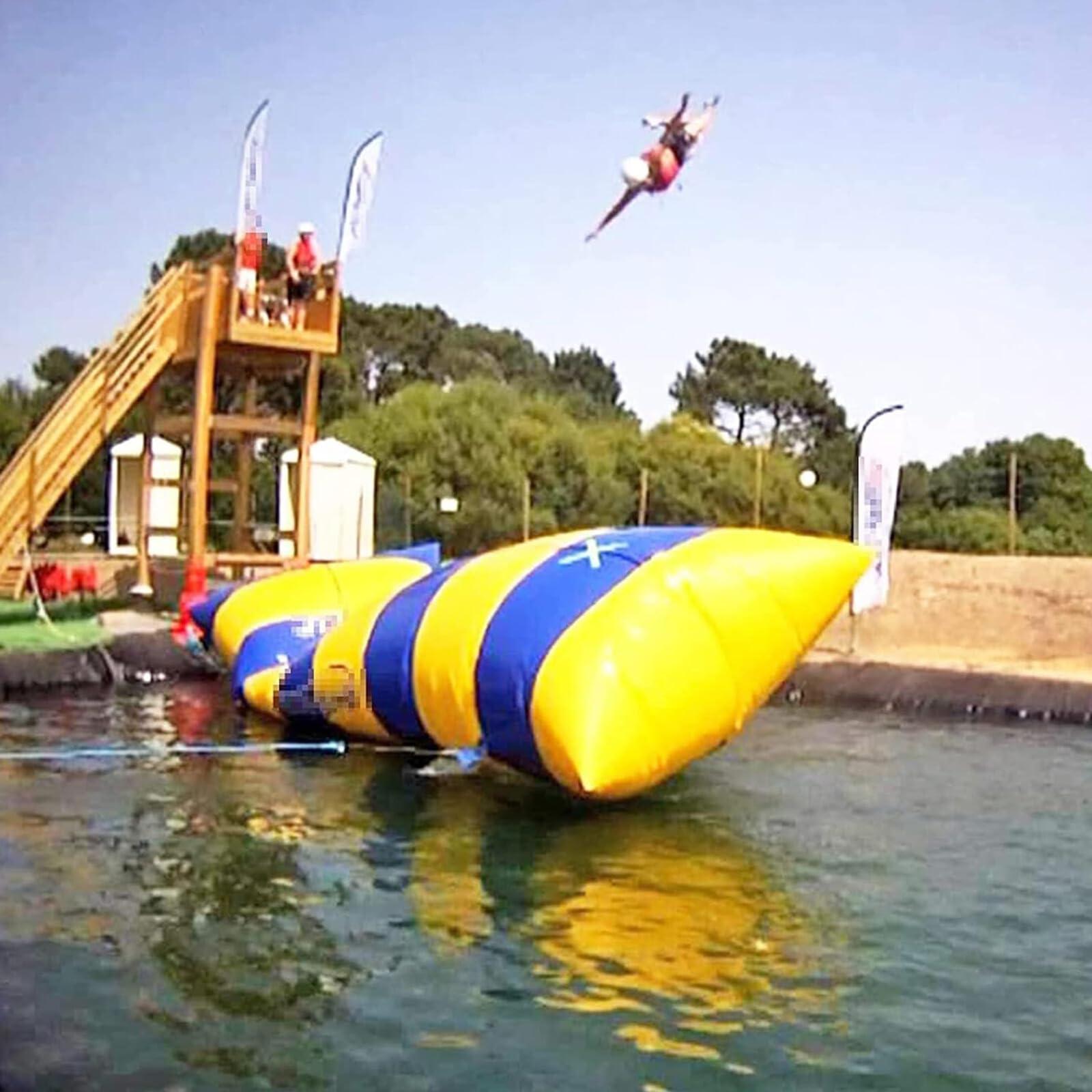 ZAKEKE Inflatable Water Catapult Launch Bag Water Platform Flow Bag, Extreme Jumping Inflatable Bag,Inflatable Lake Jump Air Bag,Pvc Material With Air Pump,Suitable For Adults And Children