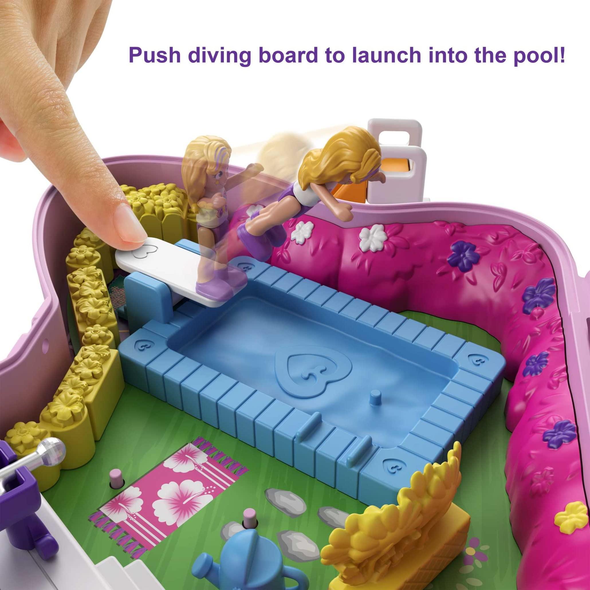 Polly Pocket Polly Pocket Compact Playset, Backyard Butterfly with 2 Micro Dolls & Accessories, Travel Toys with Surprise Reveals