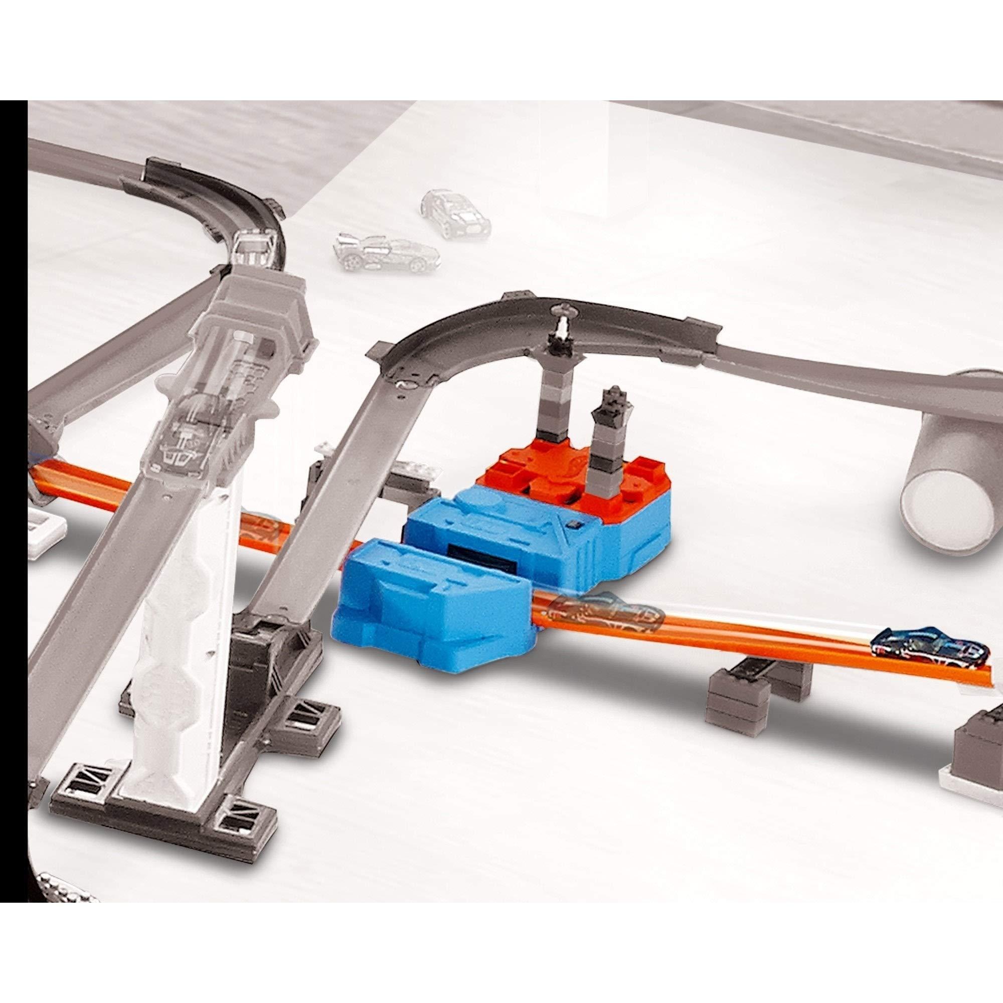Hot Wheels Hot Wheels Track Builder Booster Pack Playset, Multicolor (GBN81)