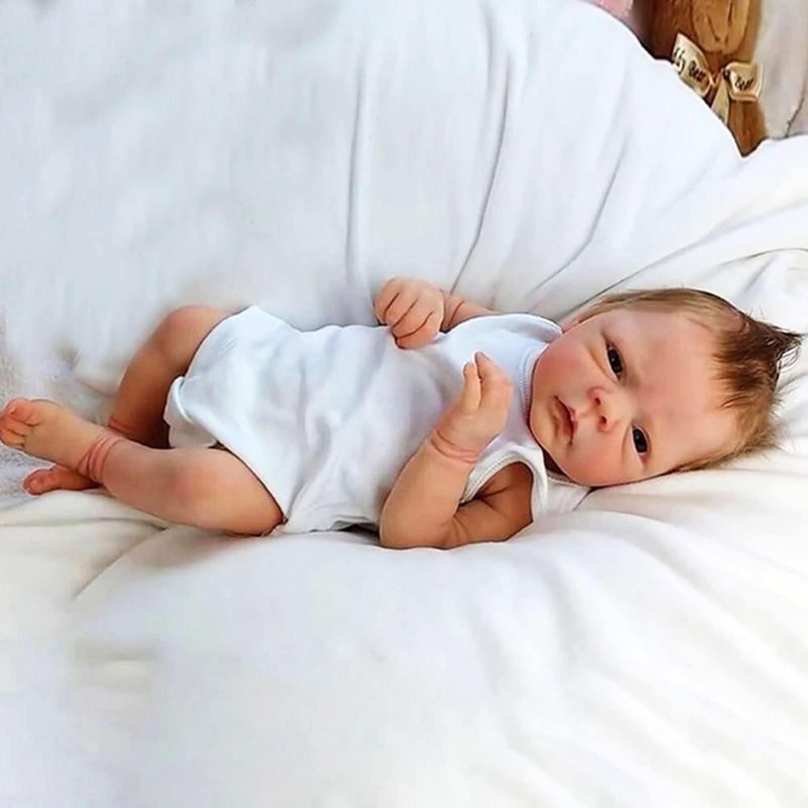 GDFHOMER GDFHOMER Reborn Baby Dolls Boy/Girl Newborn Doll Soft Full Silicone Body Reborn Dolls Lightweight Washable Toddler Doll Xmas Gifts (Color : BOY)