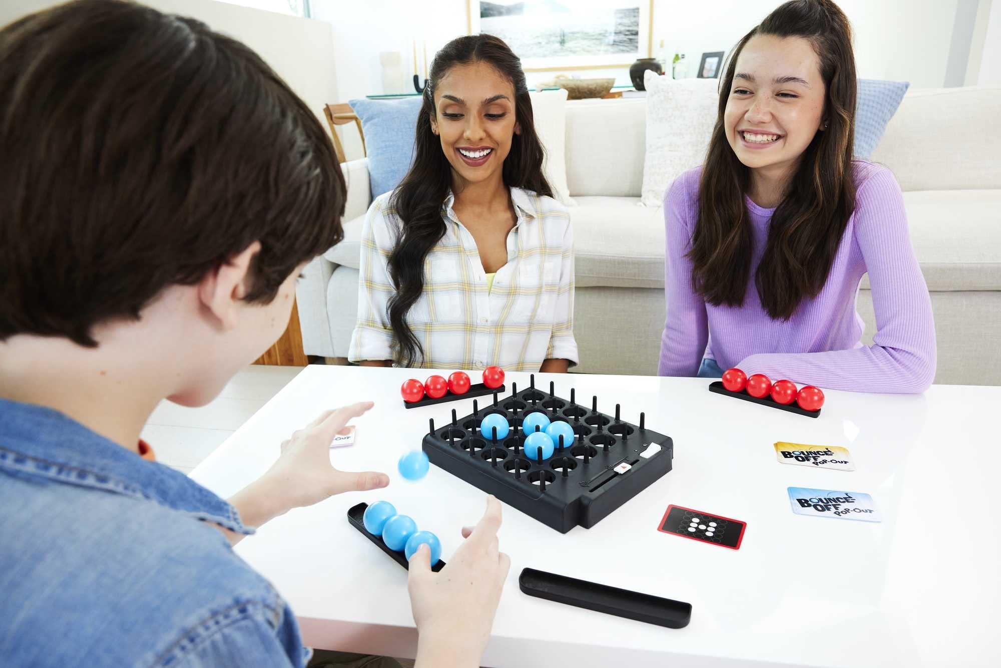 Mattel Games Mattel Games Bounce-Off Pop-Out Party Game for Kids, Adults and Family Night, Bounce Fast or Balls Go Flying for 1-4 Players