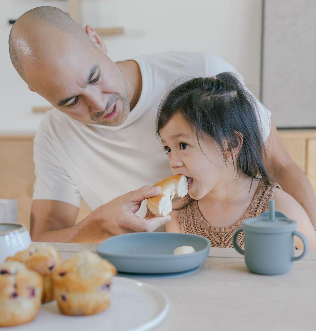 PAPERCLIP PAPERCLIP Silicone Plates in Cactus Green with Resusable Snack Bag