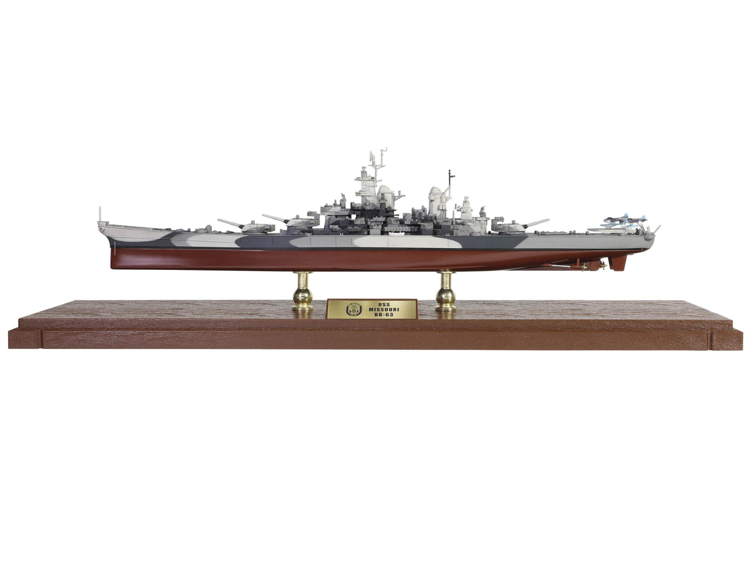 Forces of Valor Models USS Missouri (BB-63) Iowa-Class Battleship Battle of Okinawa (1945) United States Navy (Full Hull Edition) Battleship Series 1/700 Diecast Model by Forces of Valor FOV-861131B, Small