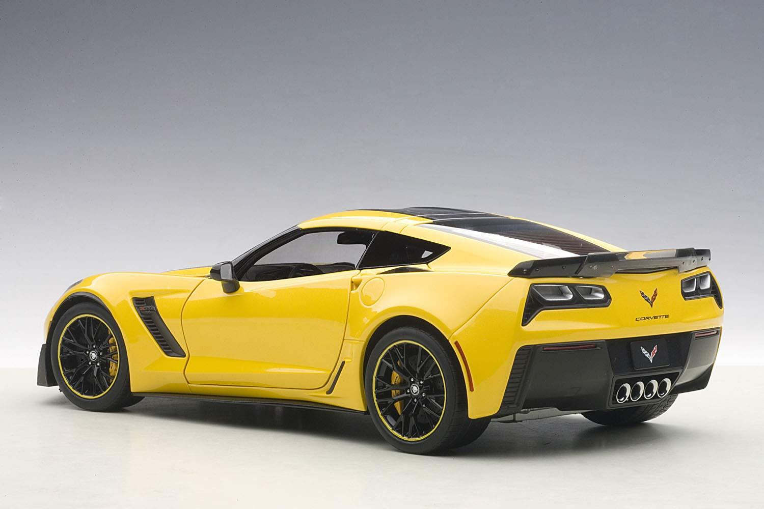AUTOart Autoart 2016 Chevrolet Corvette C7 Z06 C7R Edition Corvette Racing Yellow 1/18 Model Car