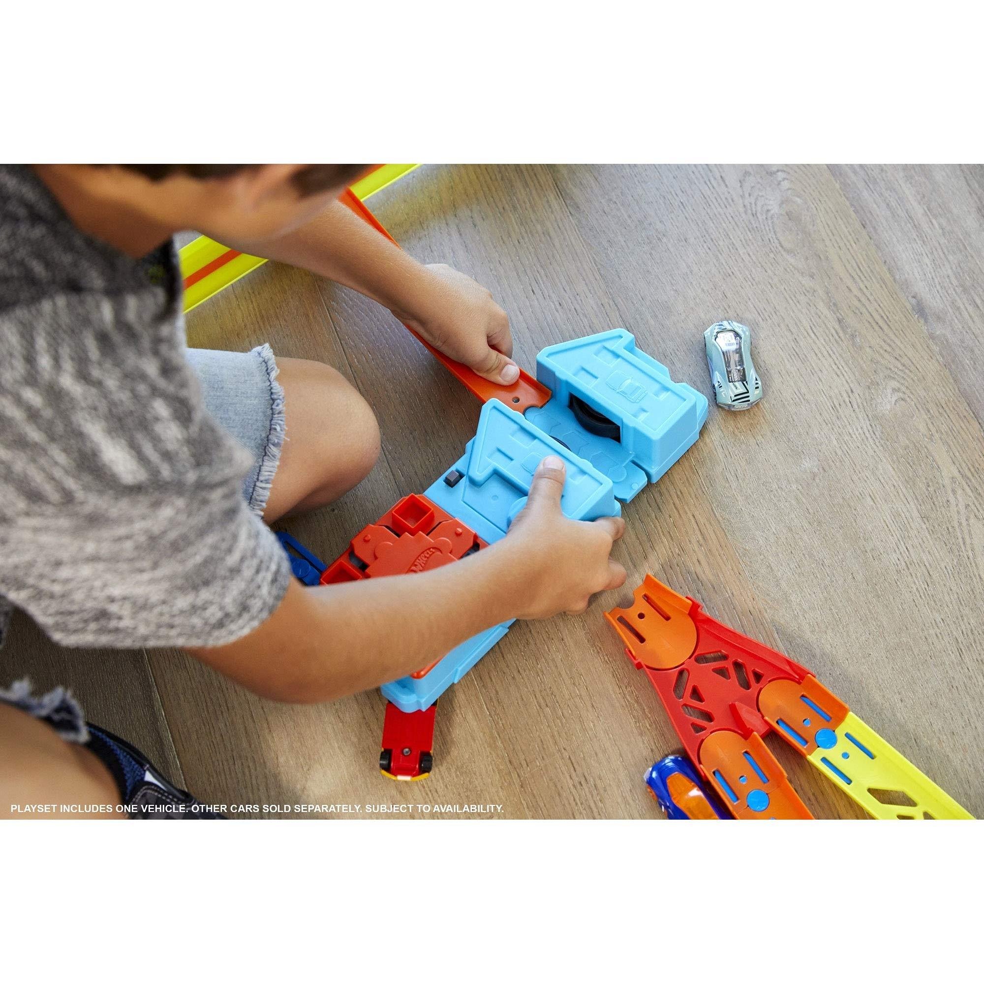 Hot Wheels Hot Wheels Track Builder Booster Pack Playset, Multicolor (GBN81)