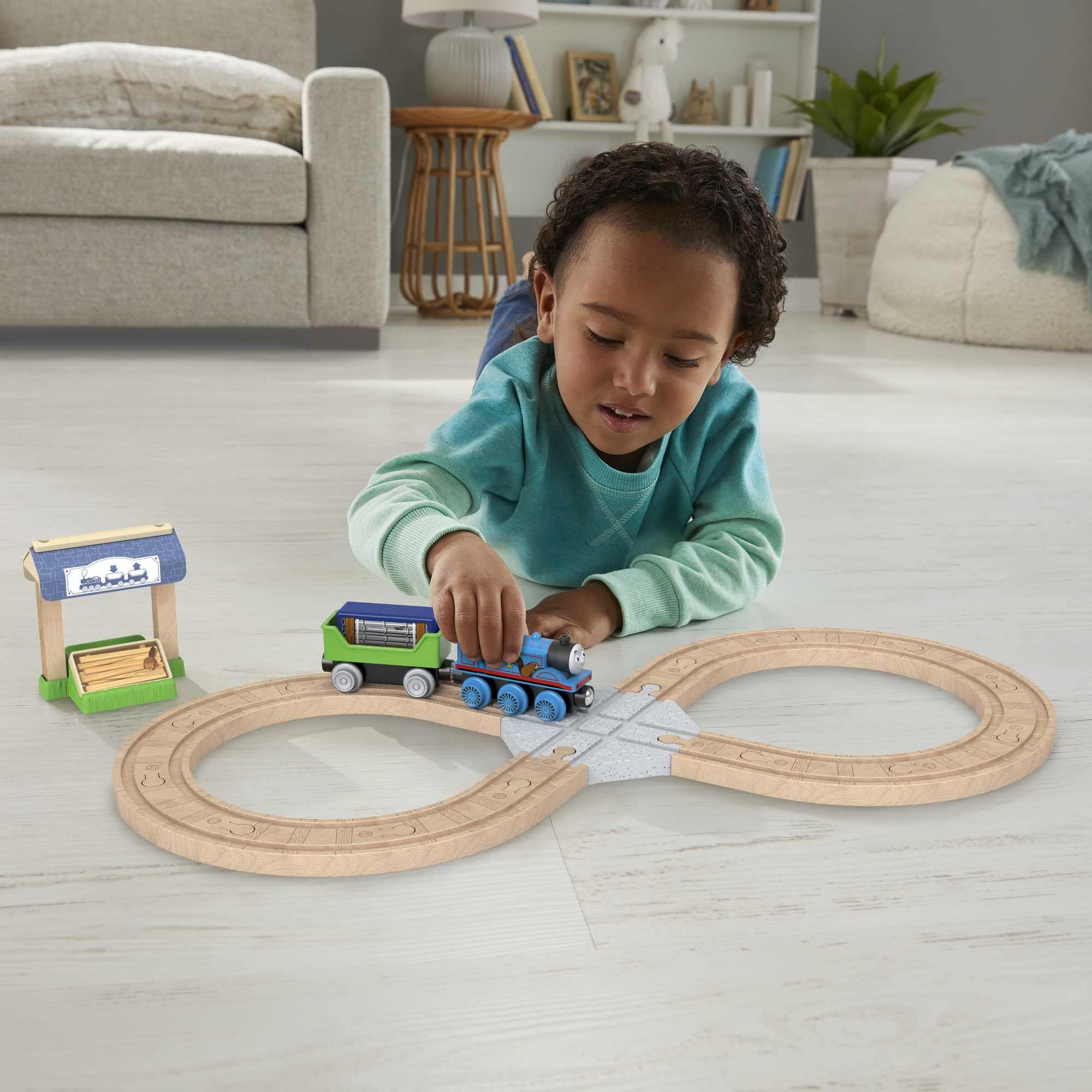 Thomas & Friends Thomas & Friends Wooden Railway Toy Train Set Figure 8 Track Pack with Thomas Wood Engine for Preschool Kids Ages 3+ Years (Amazon Exclusive)