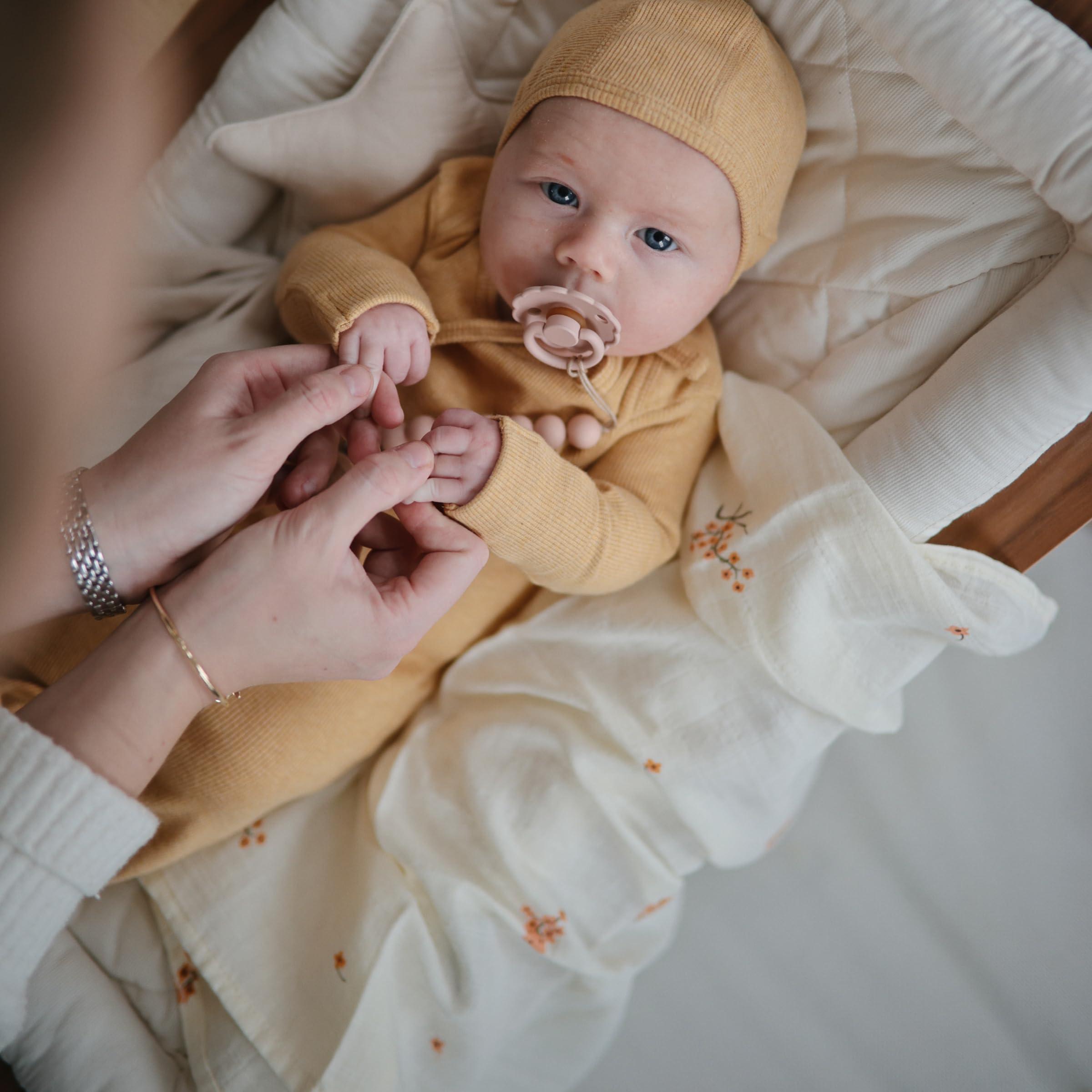 mushie mushie Muslin Baby Cloths | 100% Organic Cotton | 23.5" x 23.5" (Flowers) 3-Pack