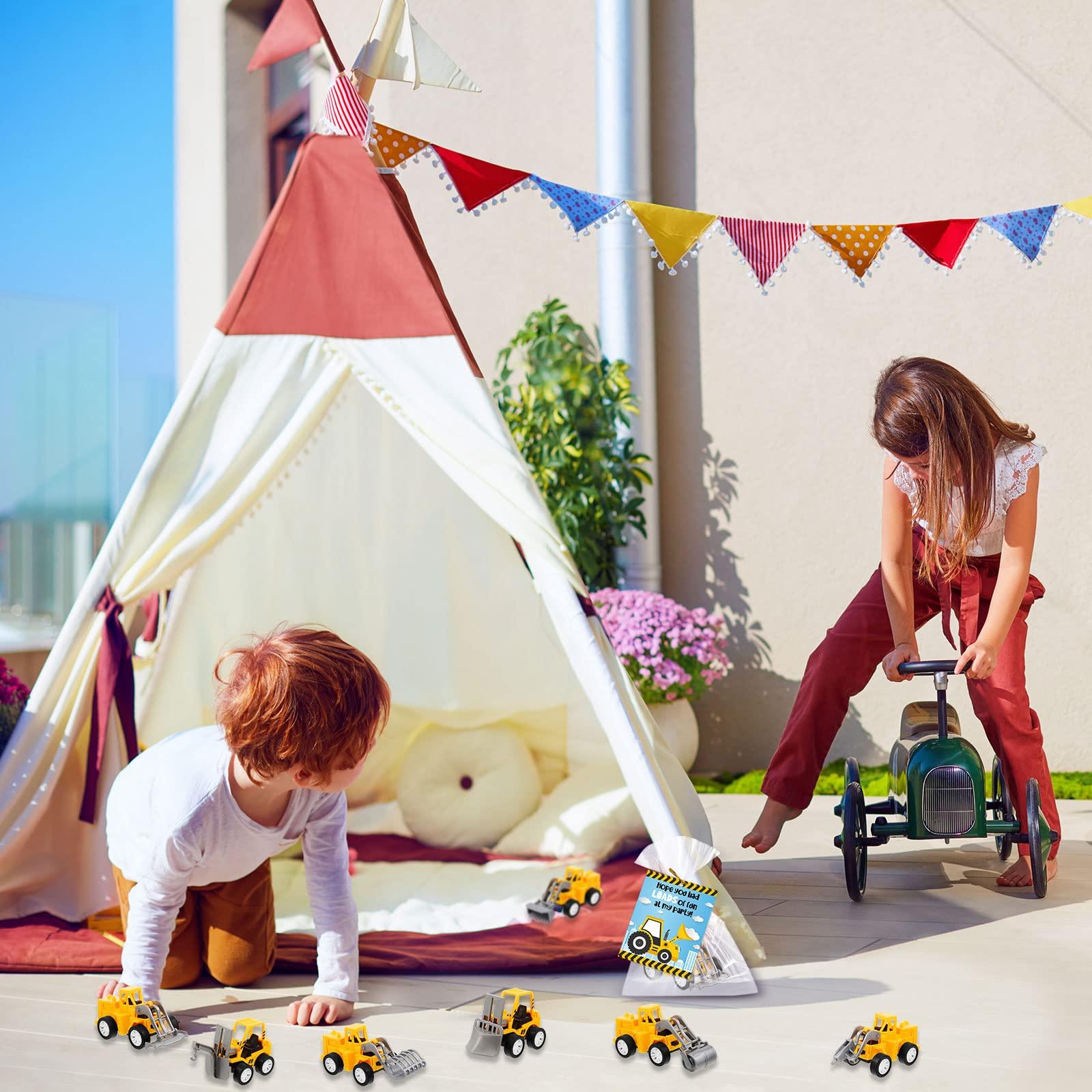 Meooeck Meooeck 24 Sets Mini Construction Vehicles with Gifts Cards and Bags Construction Pull Back Vehicles Mini Excavator Toys for Birthday Party Favors Cake Stocking Stuffers Supplies