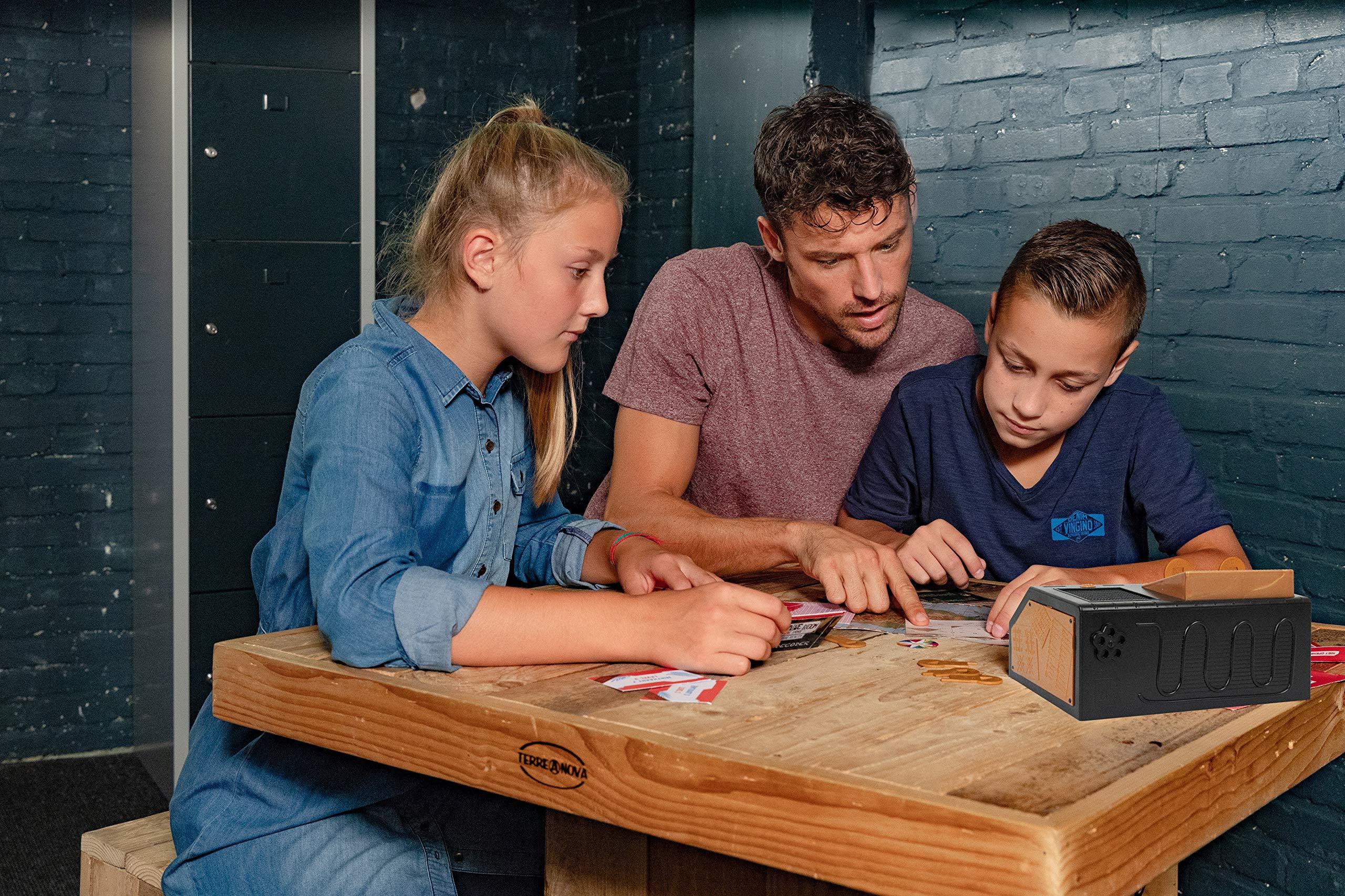 Identity Games [www.identity games.com] Identity Games [www.identity games.com] Escape Room The Game, Family Edition - with 3 Exciting Jungle Escape Rooms | Solve The Mystery Board Game for Family, Kids & Teens (English Version)