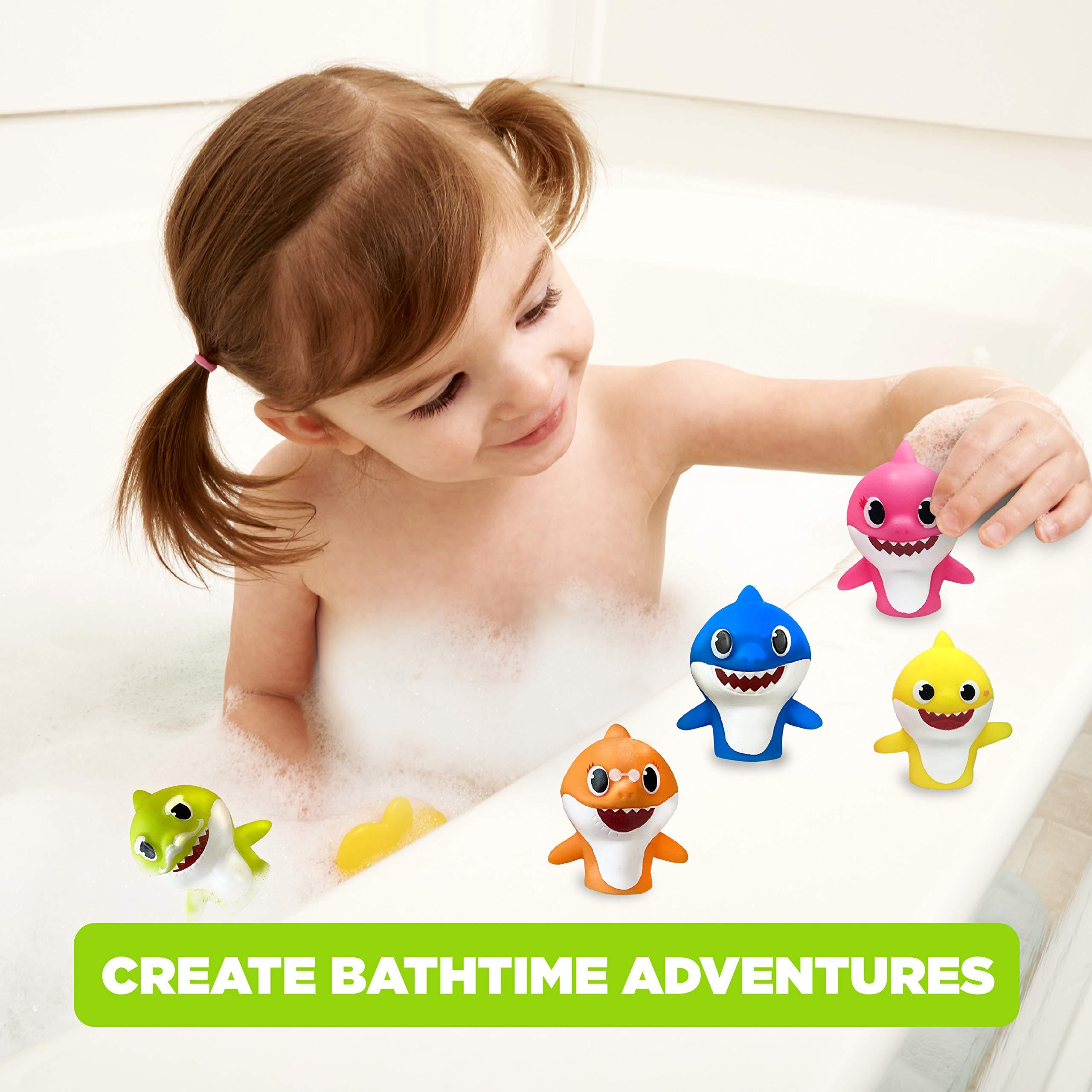 Ginsey Nickelodeon Baby Shark 5 Pc Finger Puppet Set - Party Favors, Educational, Bath Toys, Story Time, Beach Toys, Playtime,5 Count (Pack of 1)