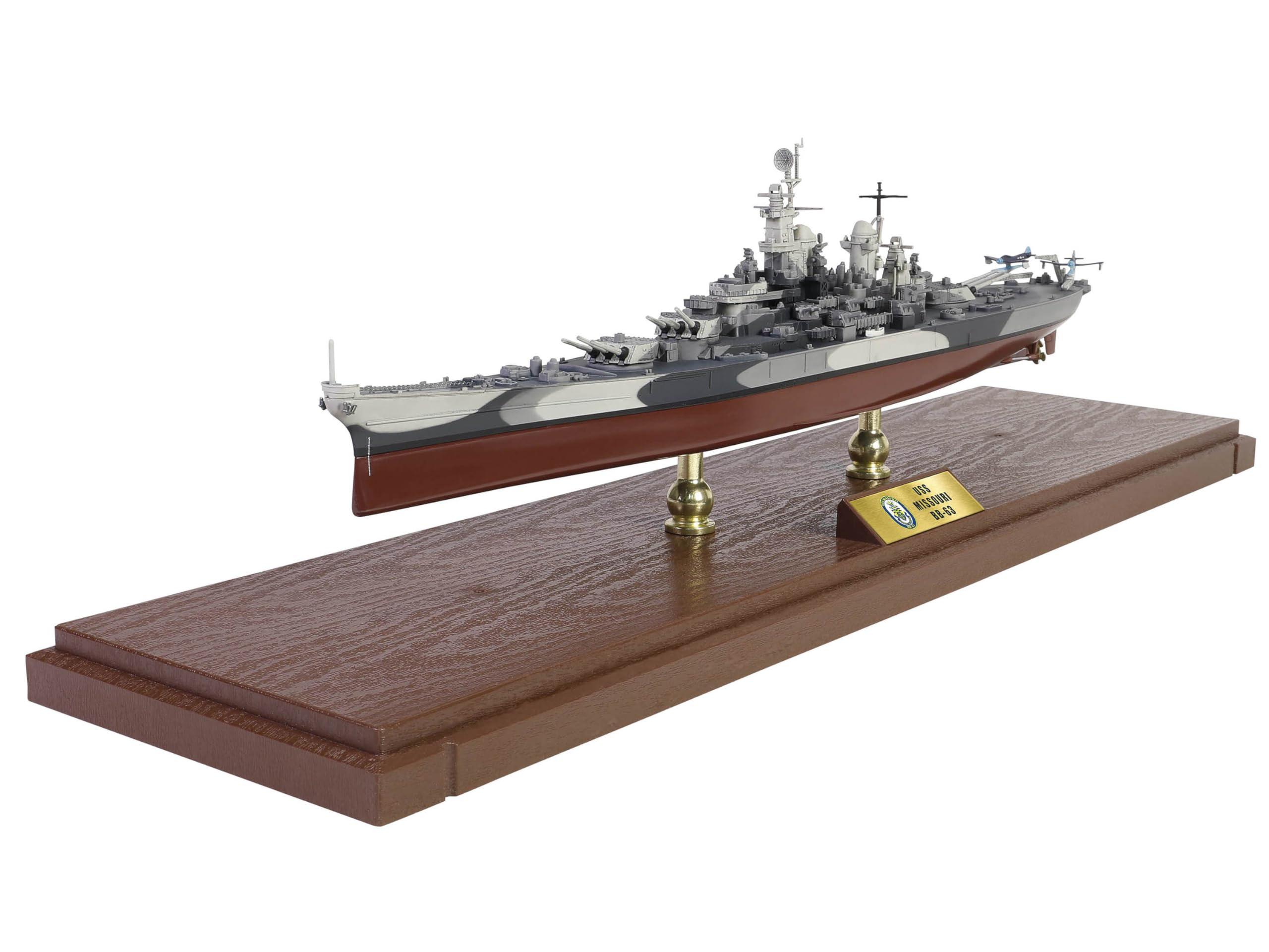 Forces of Valor Models USS Missouri (BB-63) Iowa-Class Battleship Battle of Okinawa (1945) United States Navy (Full Hull Edition) Battleship Series 1/700 Diecast Model by Forces of Valor FOV-861131B, Small