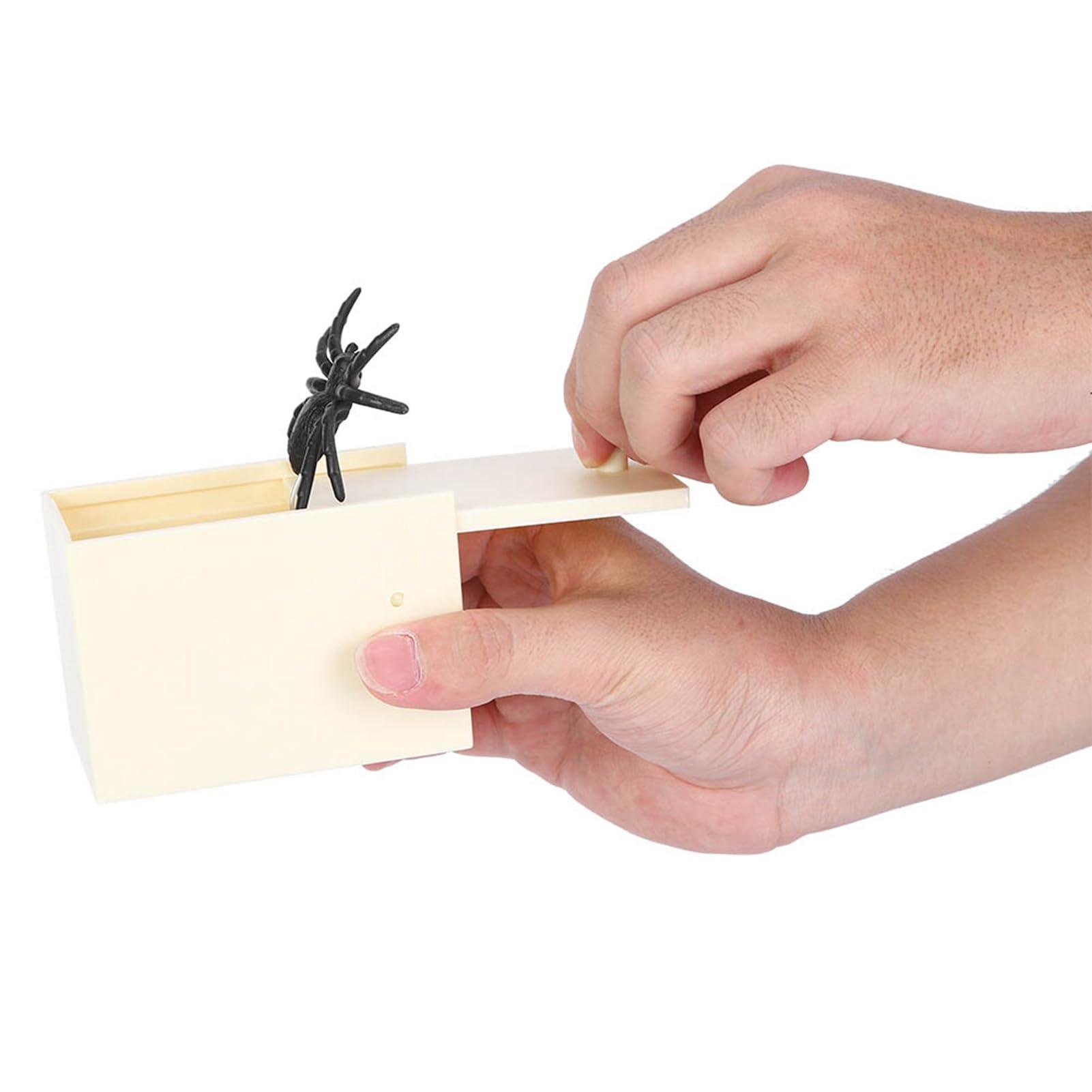 Gsycle Gsycle Simulation Fake Spider Box, Wooden Scare Box Funny Trick Prank Toy Fun Joke Scarebox Toy Spider Box Prankoy Prank for Kids Adults