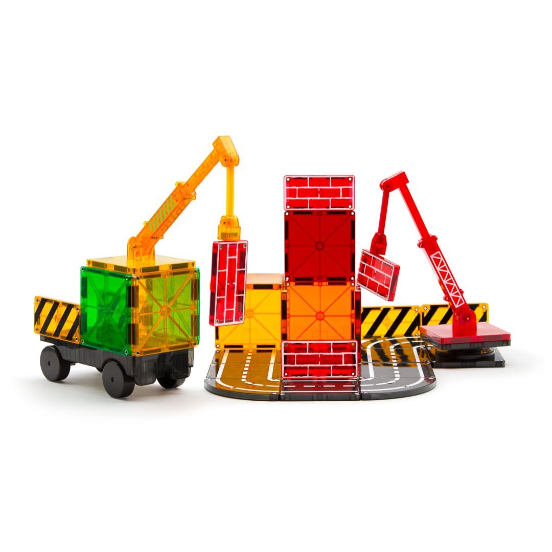 MAGNA-TILES MAGNA-TILES Builder 32-Piece Magnetic Construction Set, The ORIGINAL Magnetic Building Brand