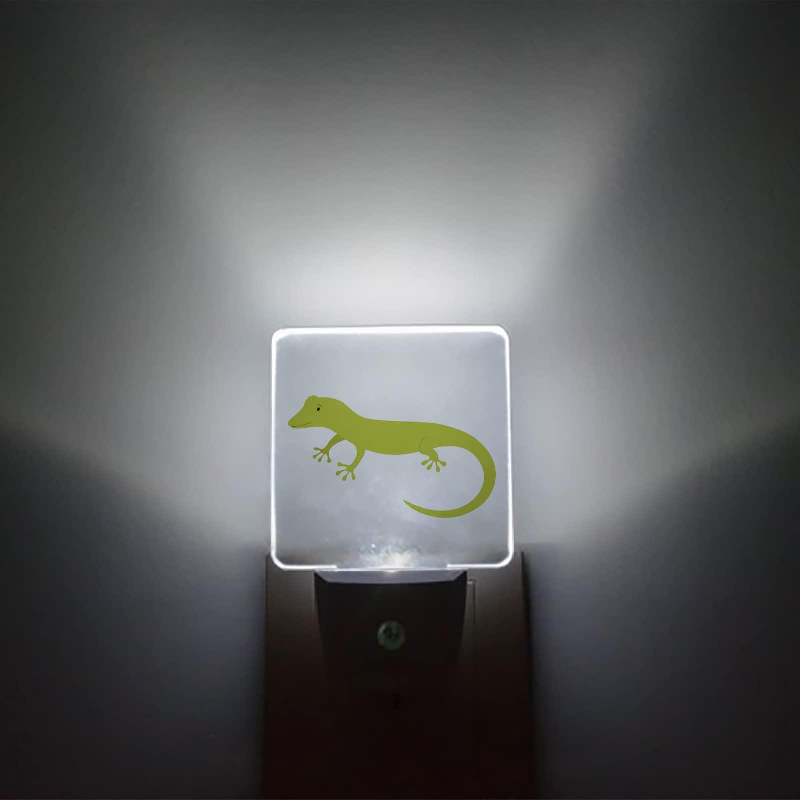 T&H XHome Night Light for Kids, Abstract Cartoon Black Eye Solid Green Gecko LED Night Light Plug into Wall with Light Sensors Dusk to Dawn, Nightlight for Children Girls Baby Room Nursery Stairs Hallway Decor