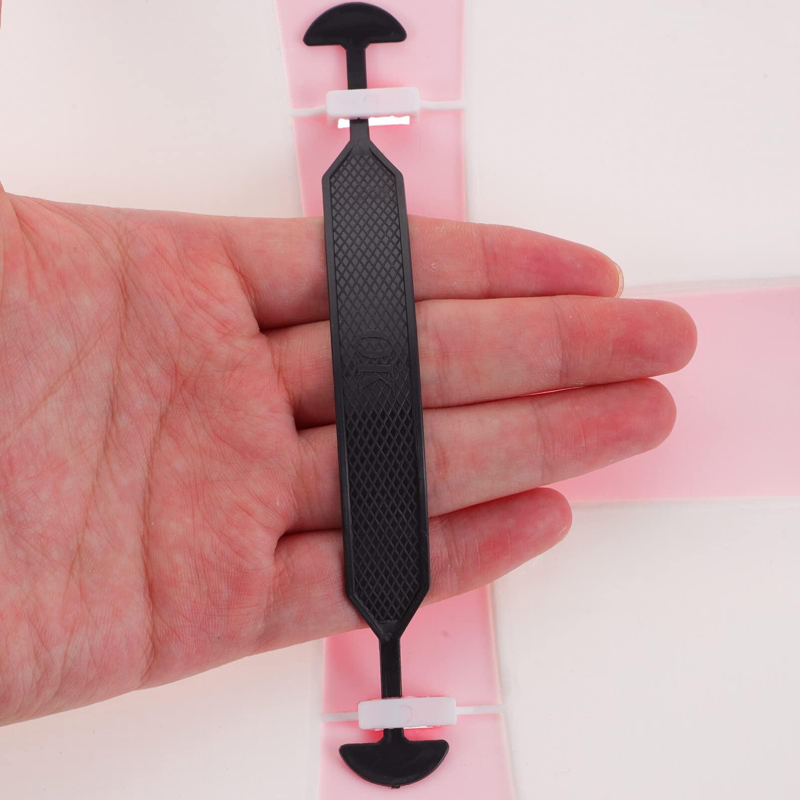 Totority Totority 2pcs Shield Toy Toys for Boys Small Toddler Toys Medieval Costumes Knight Shield Children Toy Small Shield Make up Plastic Safety Mask Knight Toys Shield Toy Kid Toys