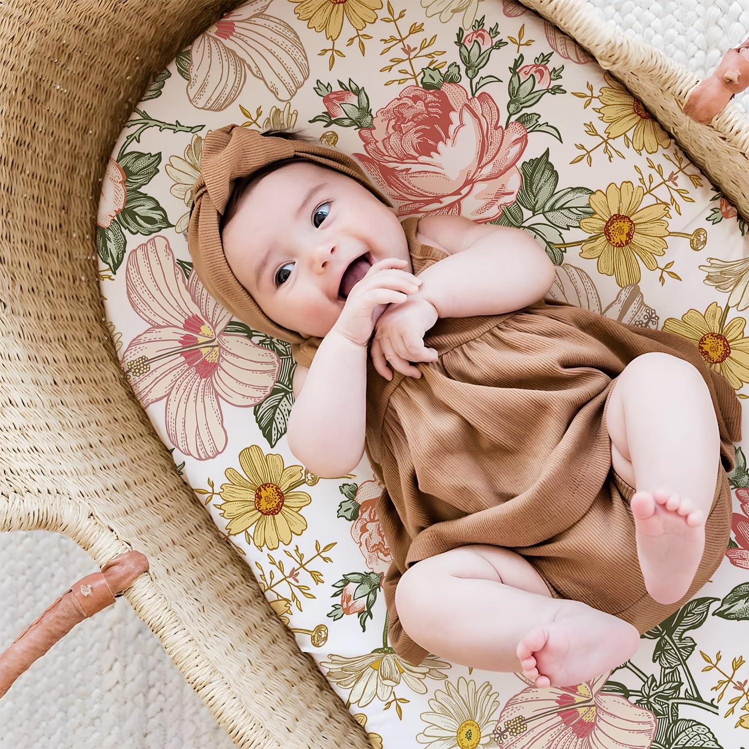 Boyoung Boyoung Baby Bassinet Sheet for Boy and Girl, Stretchy Soft and Breathable Baby Bassinet Fitted Sheets, Universal Fitted for Oval, Hourglass & Rectangle Bassinet Mattress, Medium, Yellow Flower