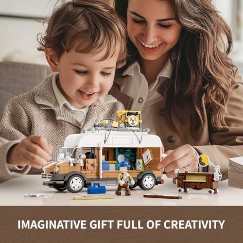 FUNWHOLE FUNWHOLE Carpentry Van Lighting Building-Bricks Set - Farm Woodworker Car Collectible Display Set 496 Pcs for Adults and Teen
