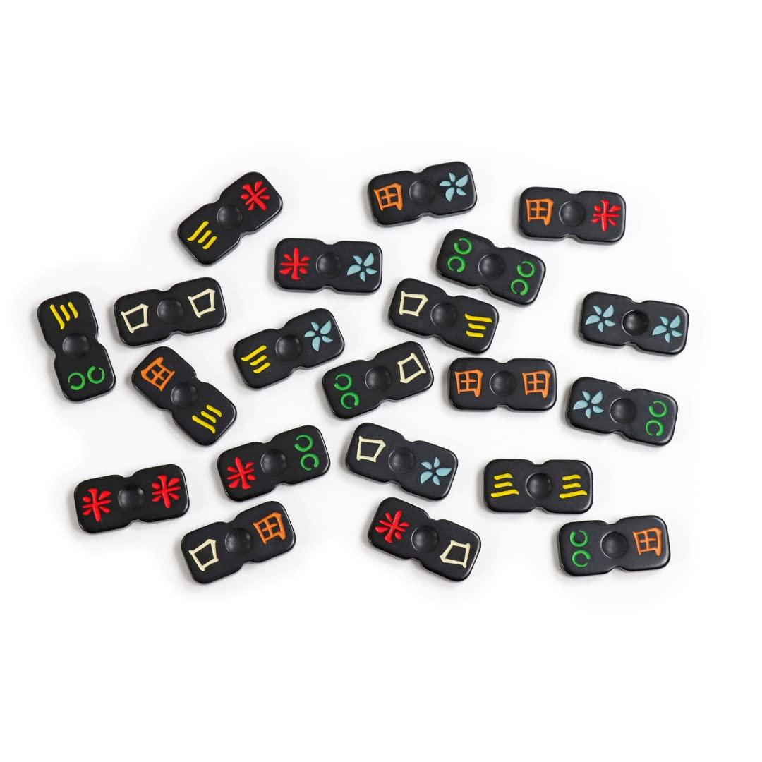 Bananagrams Bananagrams Inc | Cobra Paw | Board Game | Ages 5+ | 2-6 Players | 5-15 Minute Playing Time