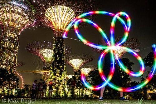 Flowtoys Podpoi v2 LED Poi - The World's Favorite Glowpoi