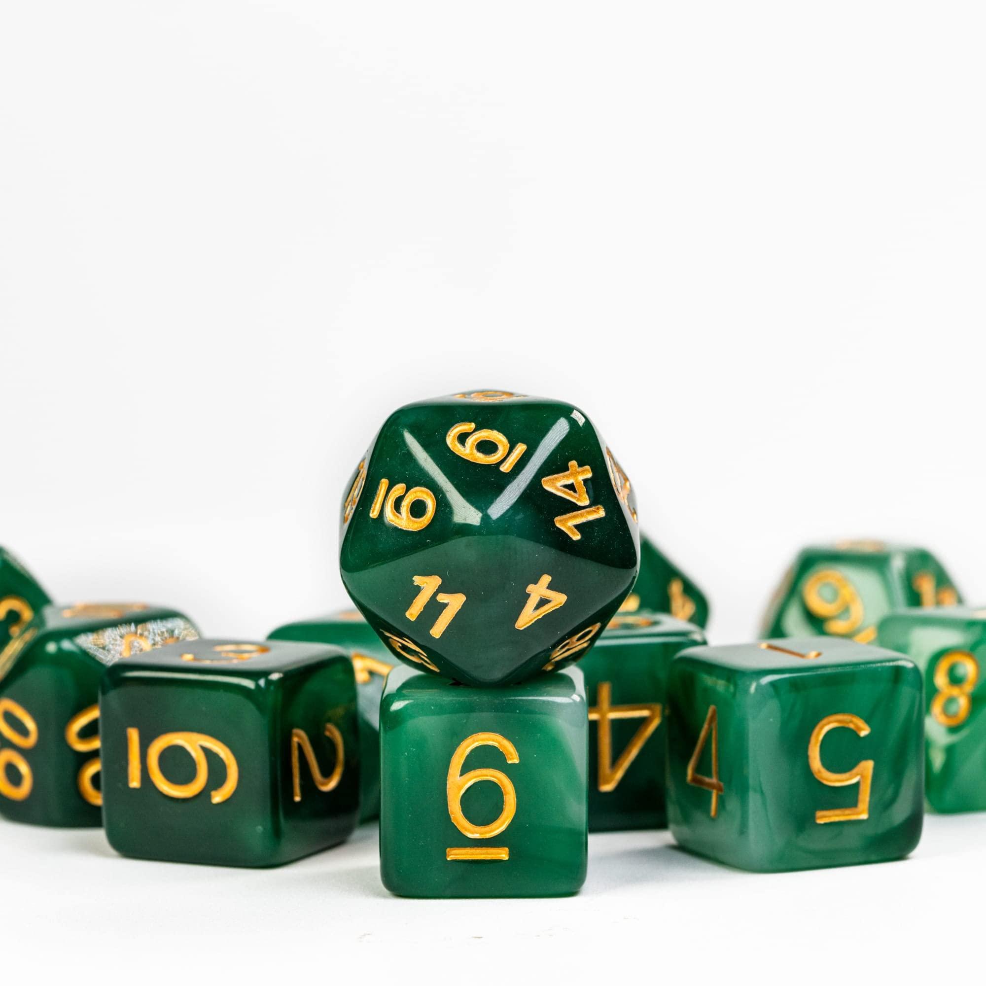 HDdais HDdais 8 Piece Pink DND Dice Set, Heart Resin Polyhedral Dice Set Extra D12 D&D Dice for Dungeons and Dragons Role Playing Game and Other Tabletop Games
