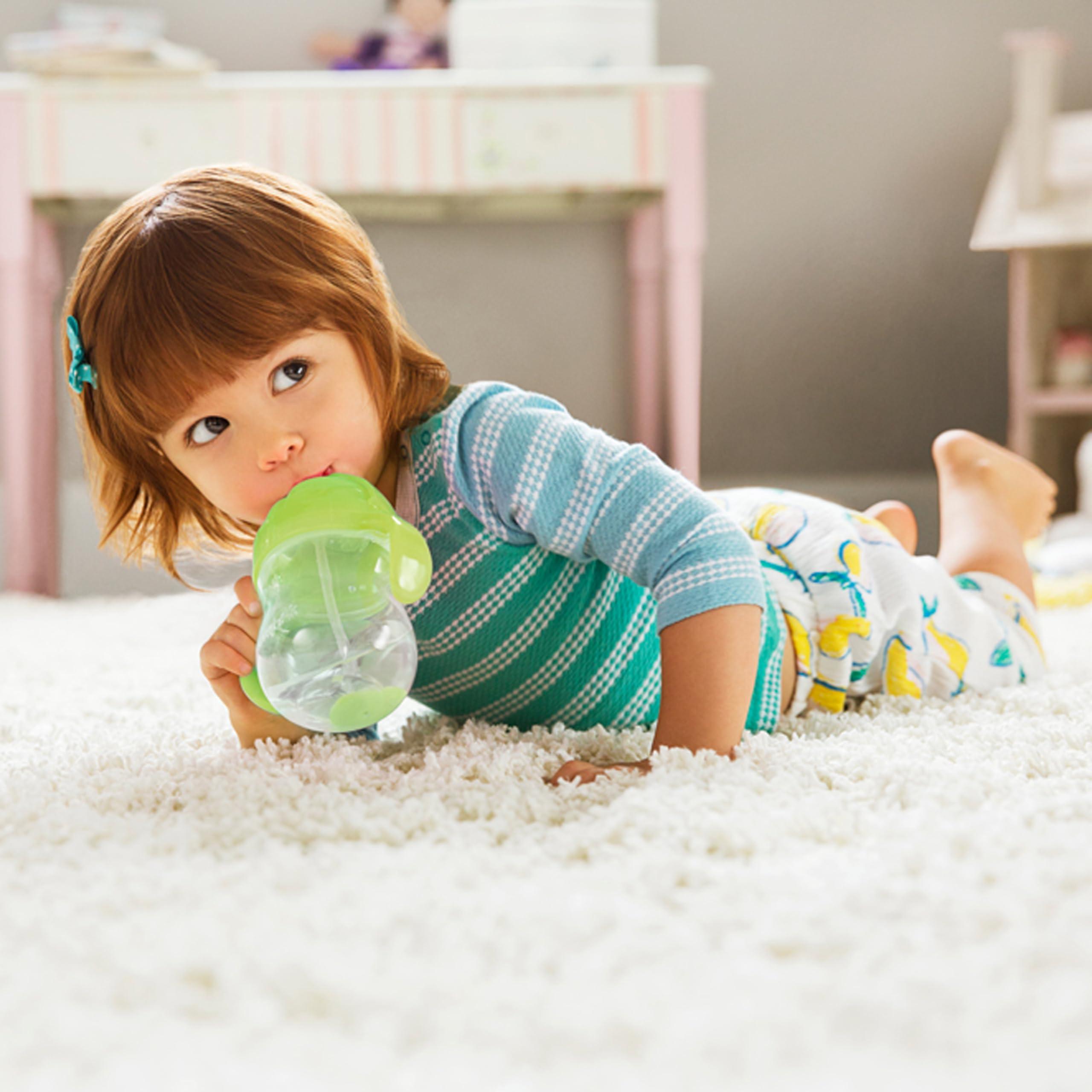 Munchkin Munchkin Happy Snacker Toddler Cup and Snack Containers - 7oz Any Angle Weighted Straw Trainer Cup and 9oz Snack Catchers, Green/Blue