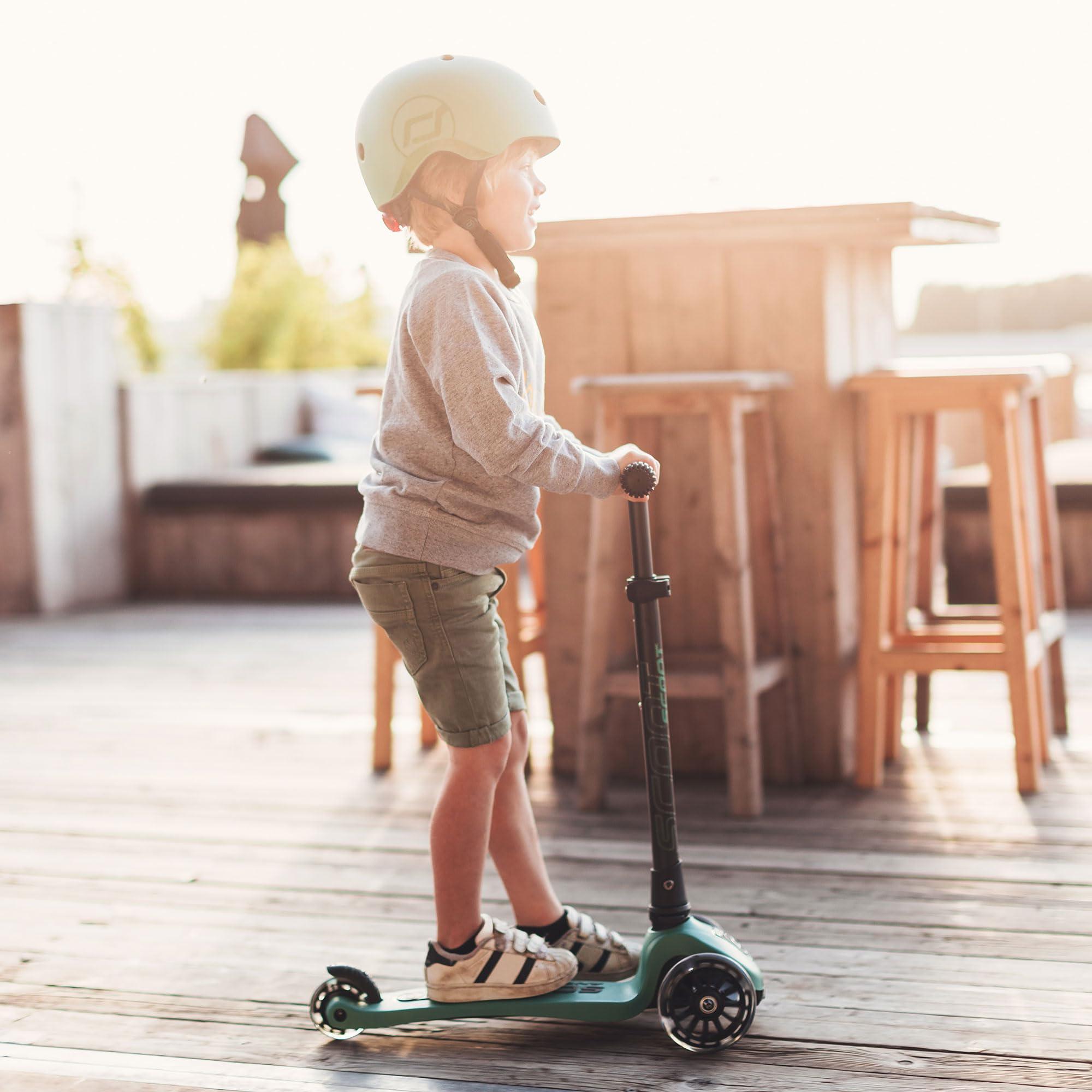 Scoot & Ride Scoot and Ride Highwaykick 3 Scooter Forest