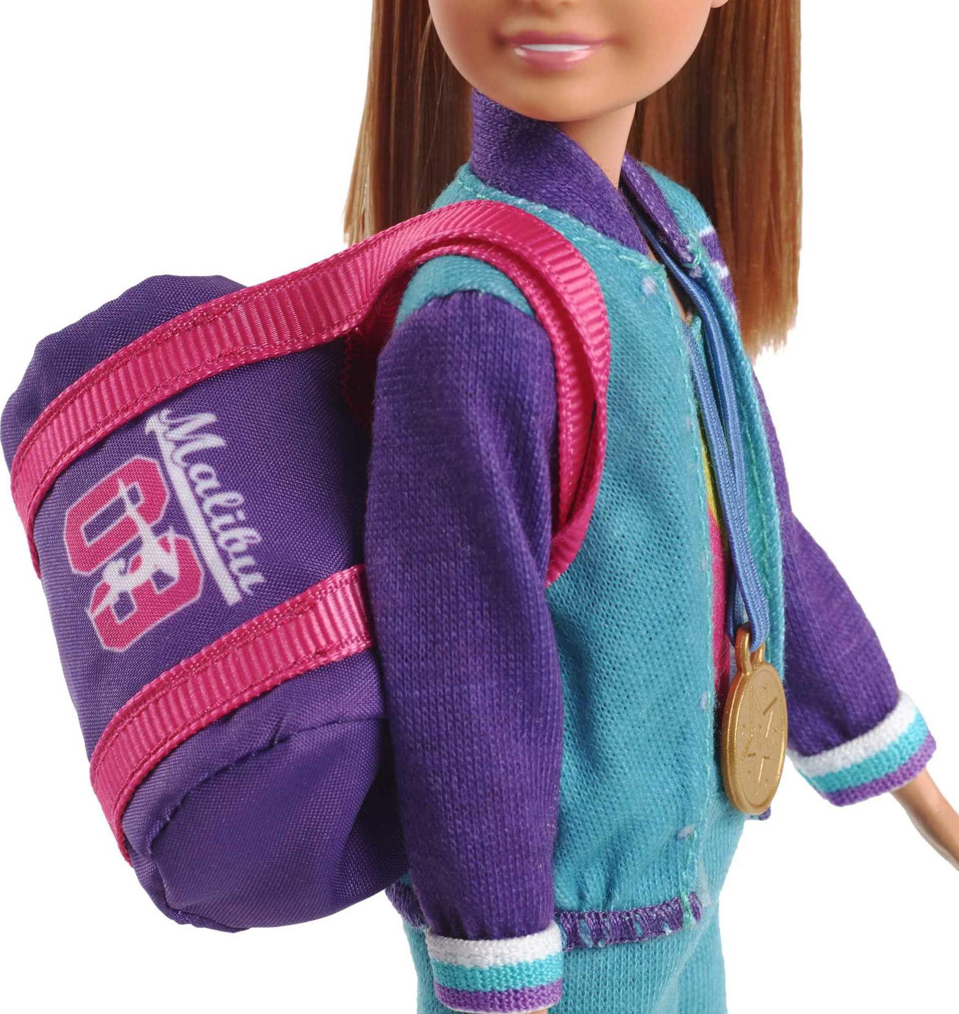 Barbie Barbie Team Stacie Doll and Gymnastics Playset with Spinning Bar and 7 Themed Accessories for 3 to 7 Year Olds