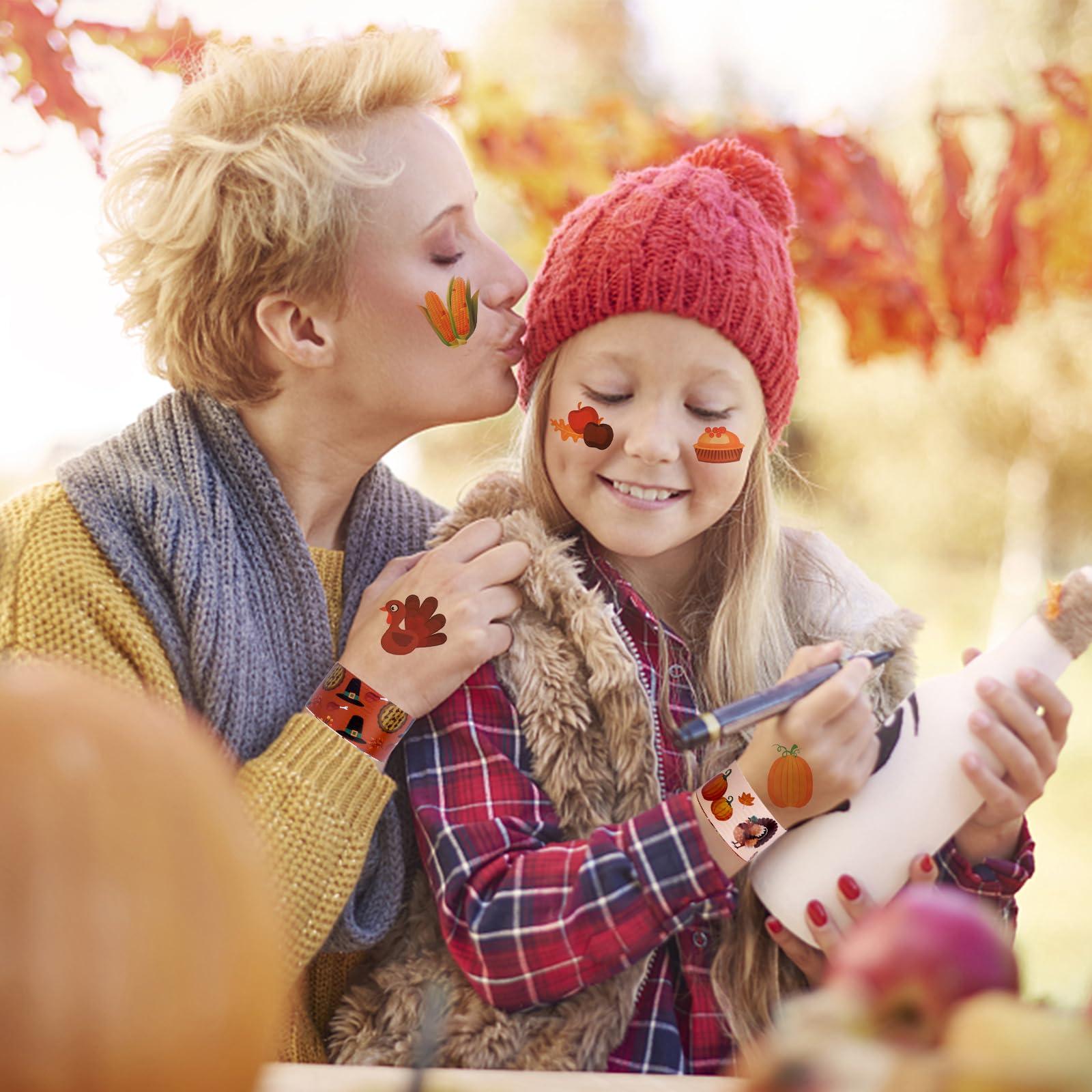 DoYoDoYa 40PCs Thanksgiving Slap Bracelets for Kids with Thanksgiving Tattoo, Turkey Pumpkin Autumn Maple Leaf Snap Band for Fall Party Favors Decor