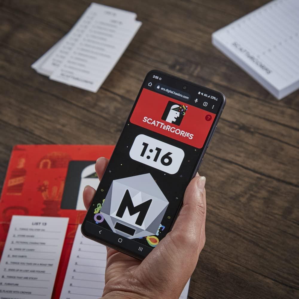 Hasbro Gaming Hasbro Gaming Classic Scattergories Game, Party Game for Adults and Teens Aged 13 and up, Board Game for 2+ Players