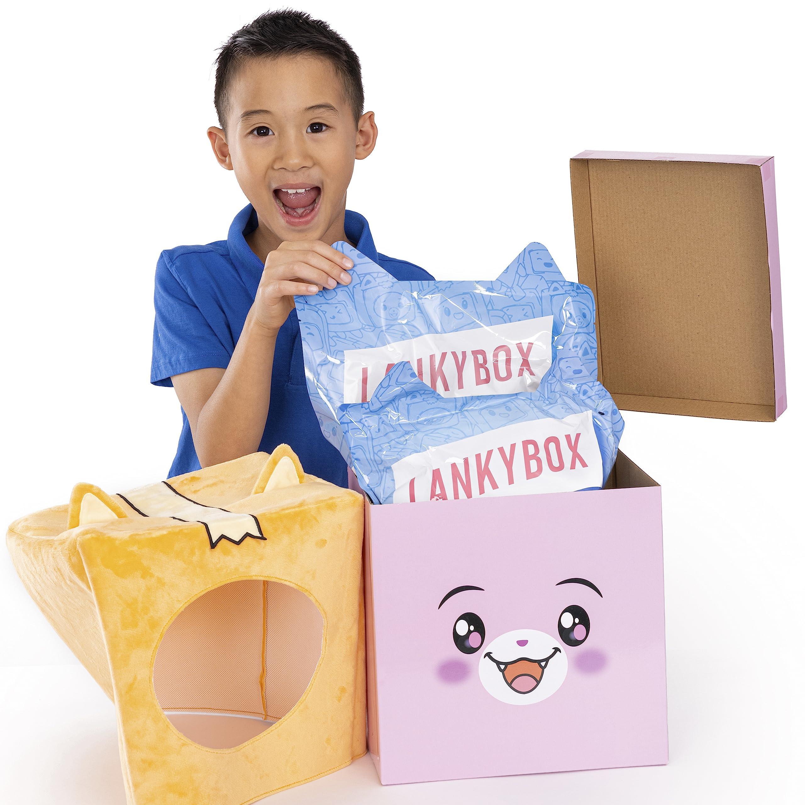 LankyBox LankyBox Giant Foxy Mystery Box Foxy Mystery Box with 10 Exciting Toys to Discover Inside, Officially Licensed Merch