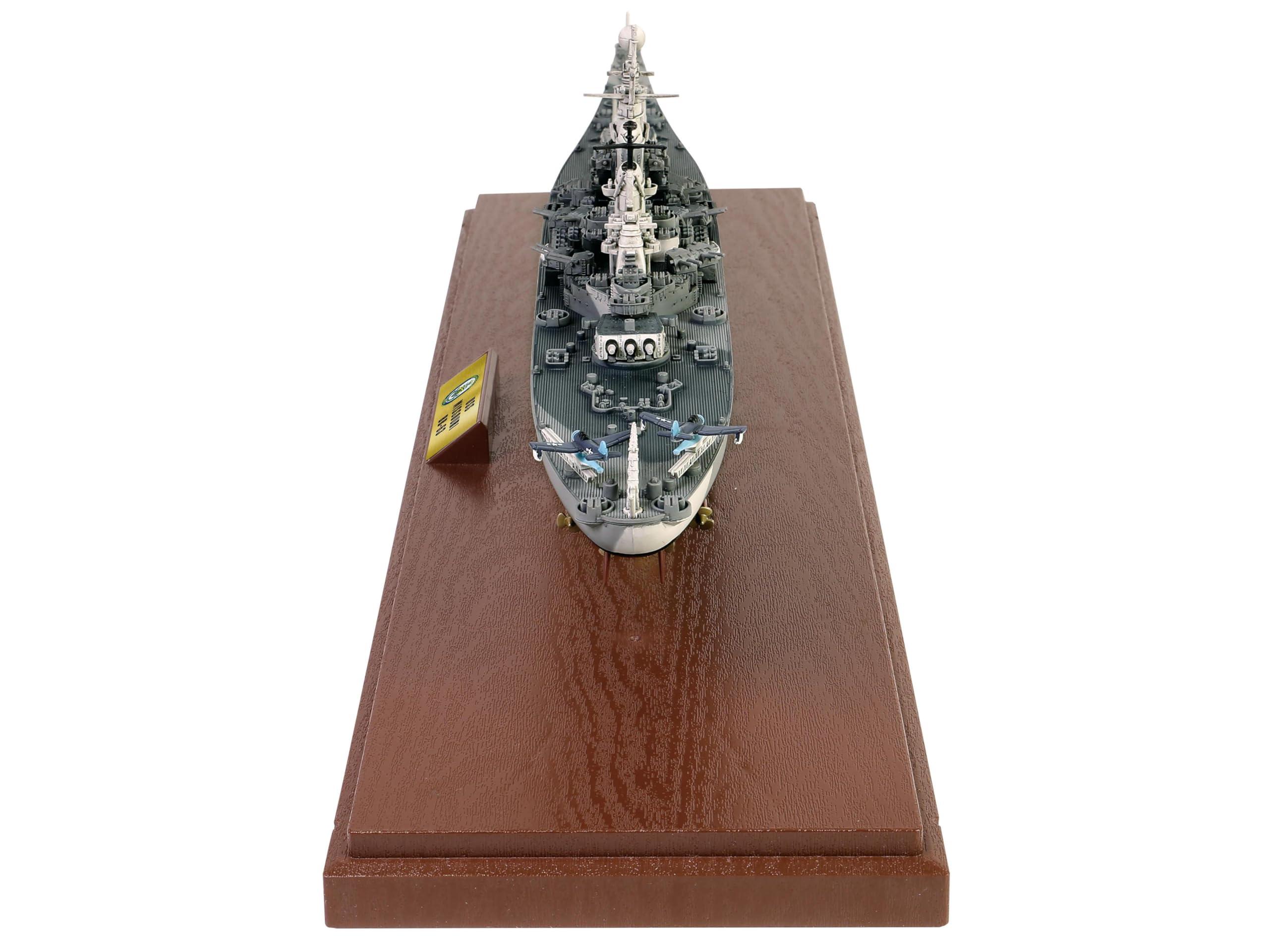 Forces of Valor Models USS Missouri (BB-63) Iowa-Class Battleship Battle of Okinawa (1945) United States Navy (Full Hull Edition) Battleship Series 1/700 Diecast Model by Forces of Valor FOV-861131B, Small