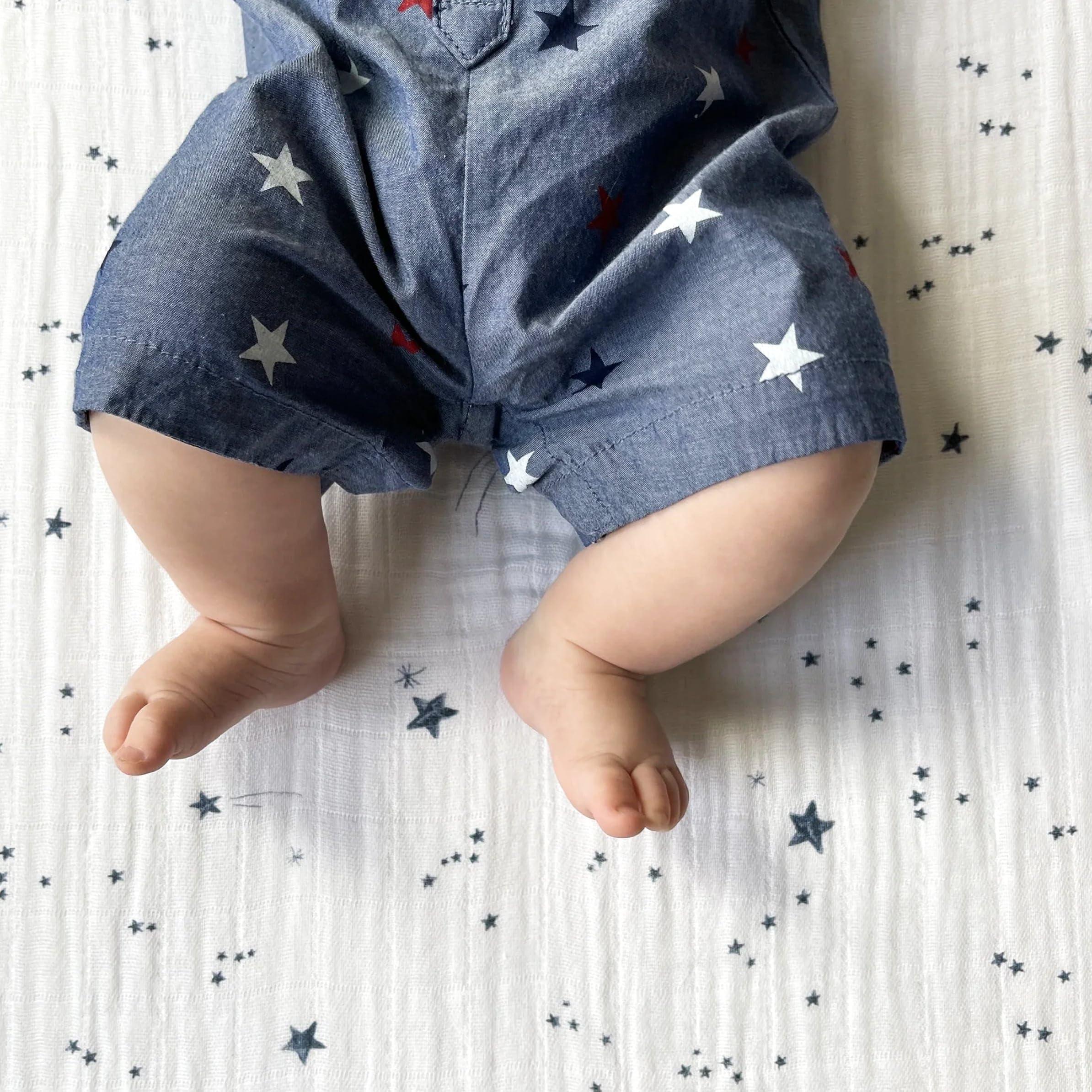 Little Unicorn Little Unicorn Premium Crib Sheet | Breathable & Super-Soft Muslin Fabric (Shooting Stars)