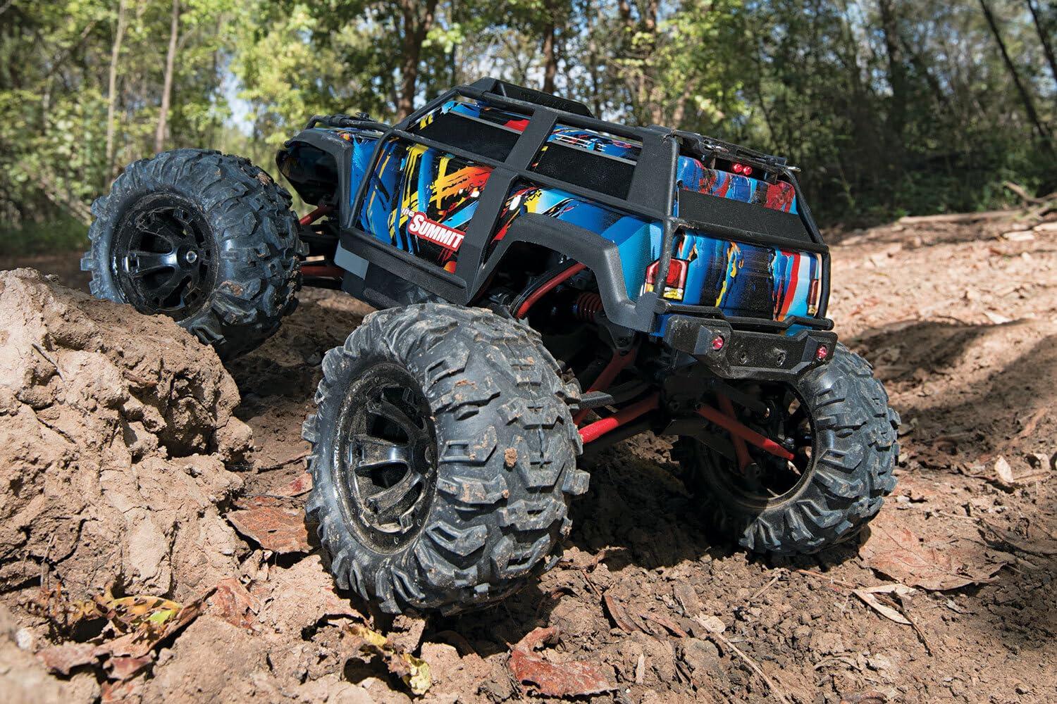 Traxxas Traxxas 72054-5 1/16 Summit: 4WD Extreme Terrain Monster Truck with TQ 2.4GHz Radio System