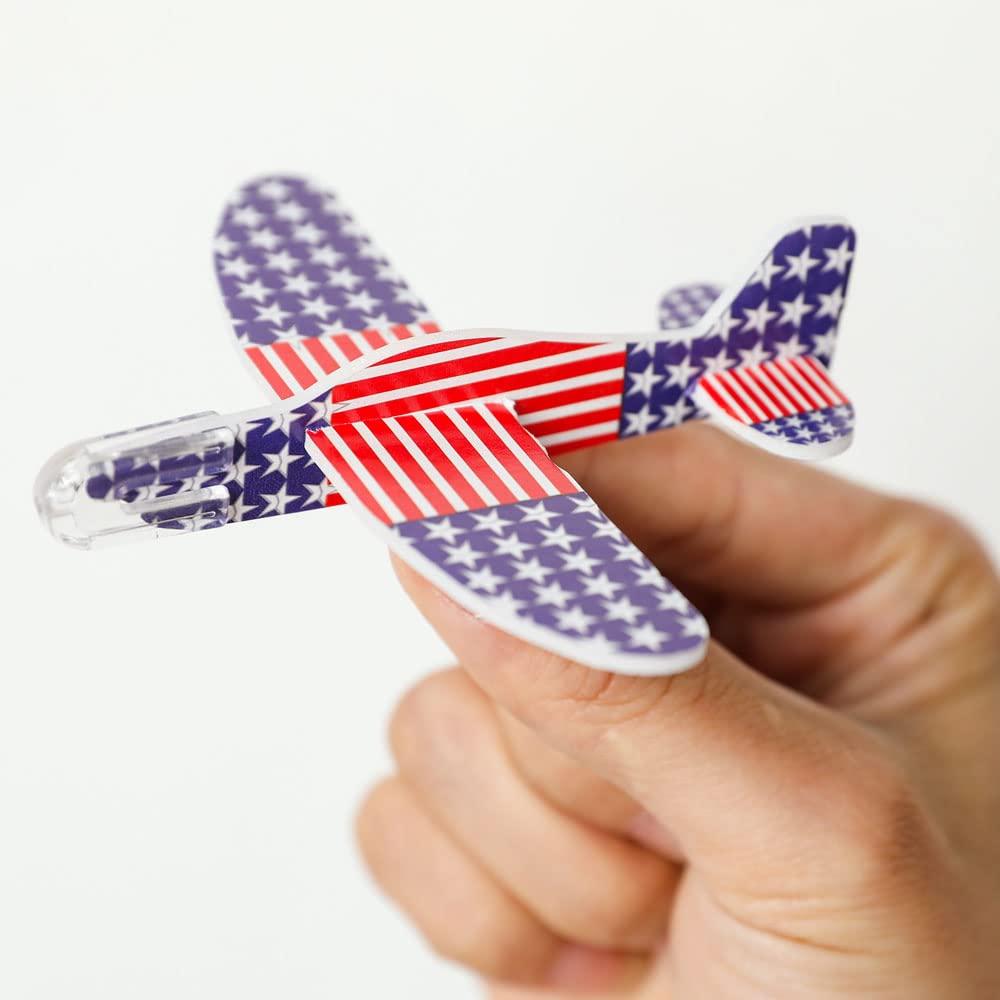 Defemim Defemim 32 Pack Glider Planes for Kids,Foam Glider Plane Toy,Foam Gliders Planes Toys for Kids,16 Designs,for Boys and Girls Birthday Party Favors,Classroom Prizes,party favors kids