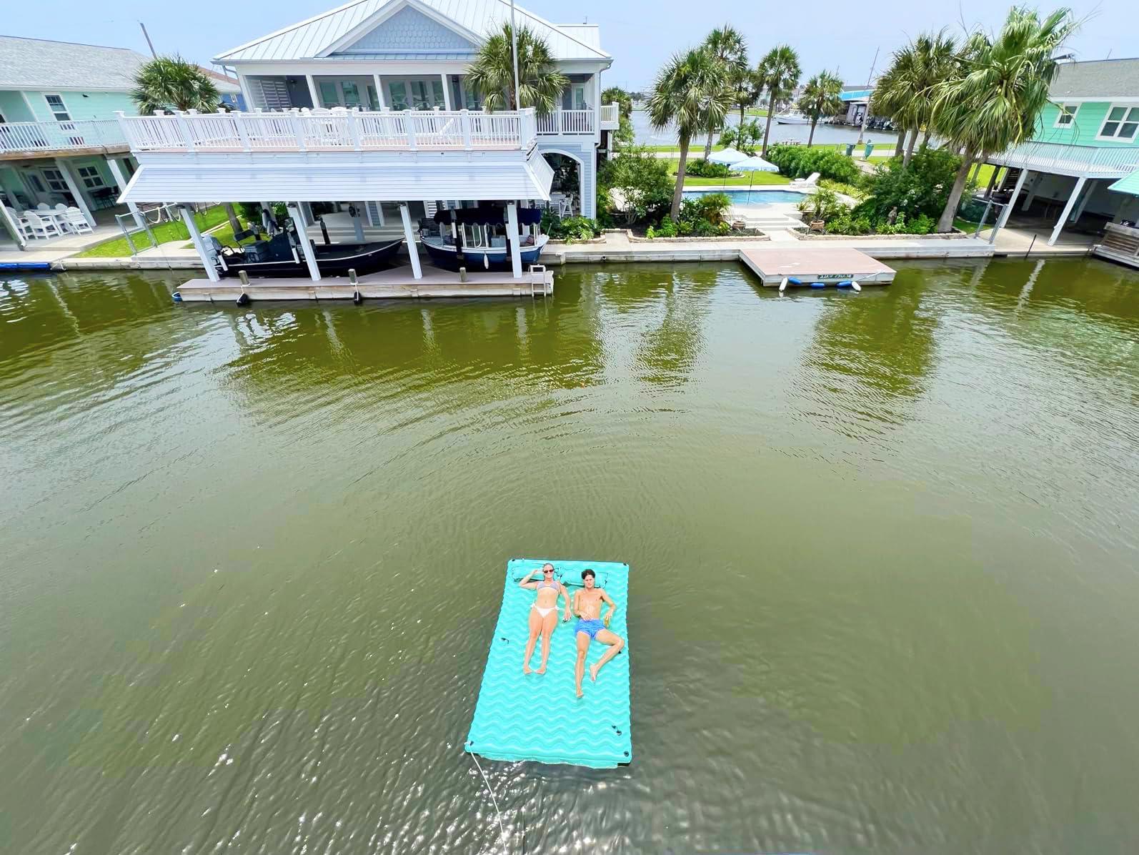 Sunrio Sunrio 114'' X 72'' Giant Inflatable Floating Mat-Pool Float Lake Floats for Adults with Pool Hammock Pool Mats for Floating Swimming Pool, Beach, Lake for Summer Water Party