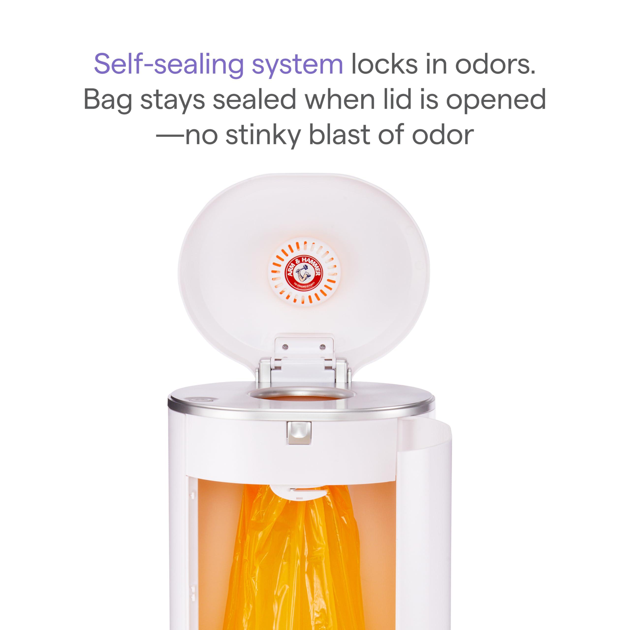 Munchkin Munchkin STEP Diaper Pail Powered by Arm & Hammer, #1 in Odor Control, Award-Winning, Includes 1 Snap, Seal & Toss Bag, 1 Starter Refill Ring, and 1 PUCK Baking Soda Cartridge