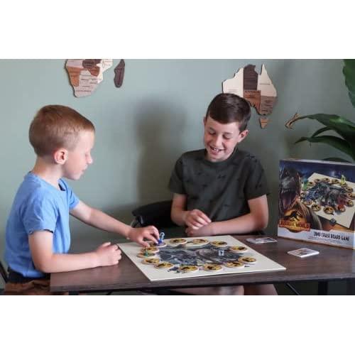 Cartamundi Cartamundi Jurassic World Dino Chase Board Game, Exciting Family Friendly Dinosaur Game, for 2-4 Players, Great Gift for Kids Aged 4+