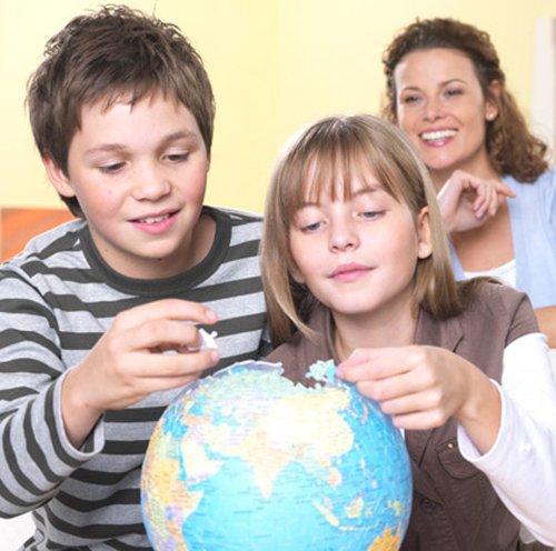 Ravensburger Ravensburger The Earth 540 Piece 3D Jigsaw Puzzle Ball for Kids and Adults - Easy Click Technology Means Pieces Fit Together Perfectly