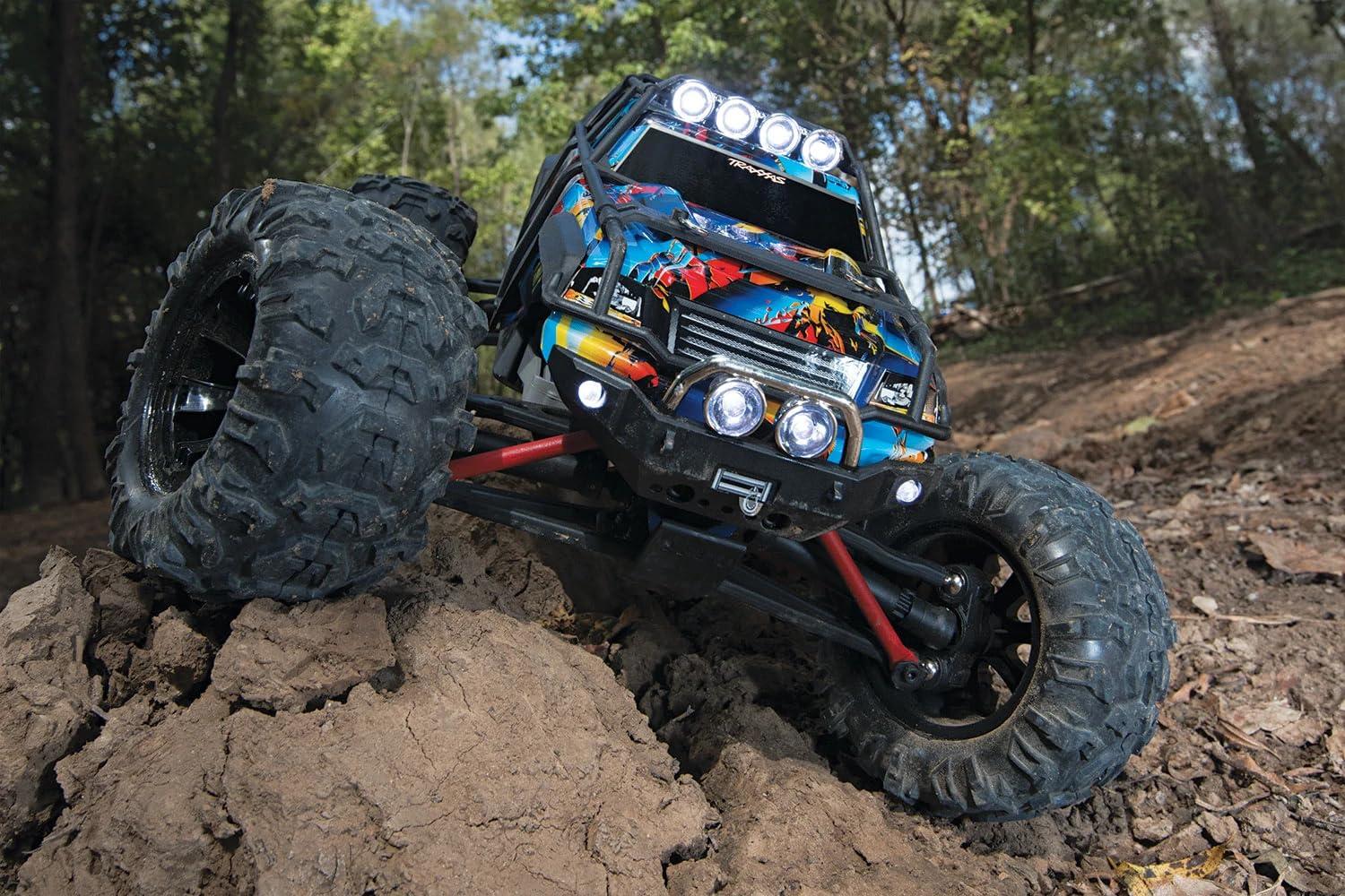 Traxxas Traxxas 72054-5 1/16 Summit: 4WD Extreme Terrain Monster Truck with TQ 2.4GHz Radio System