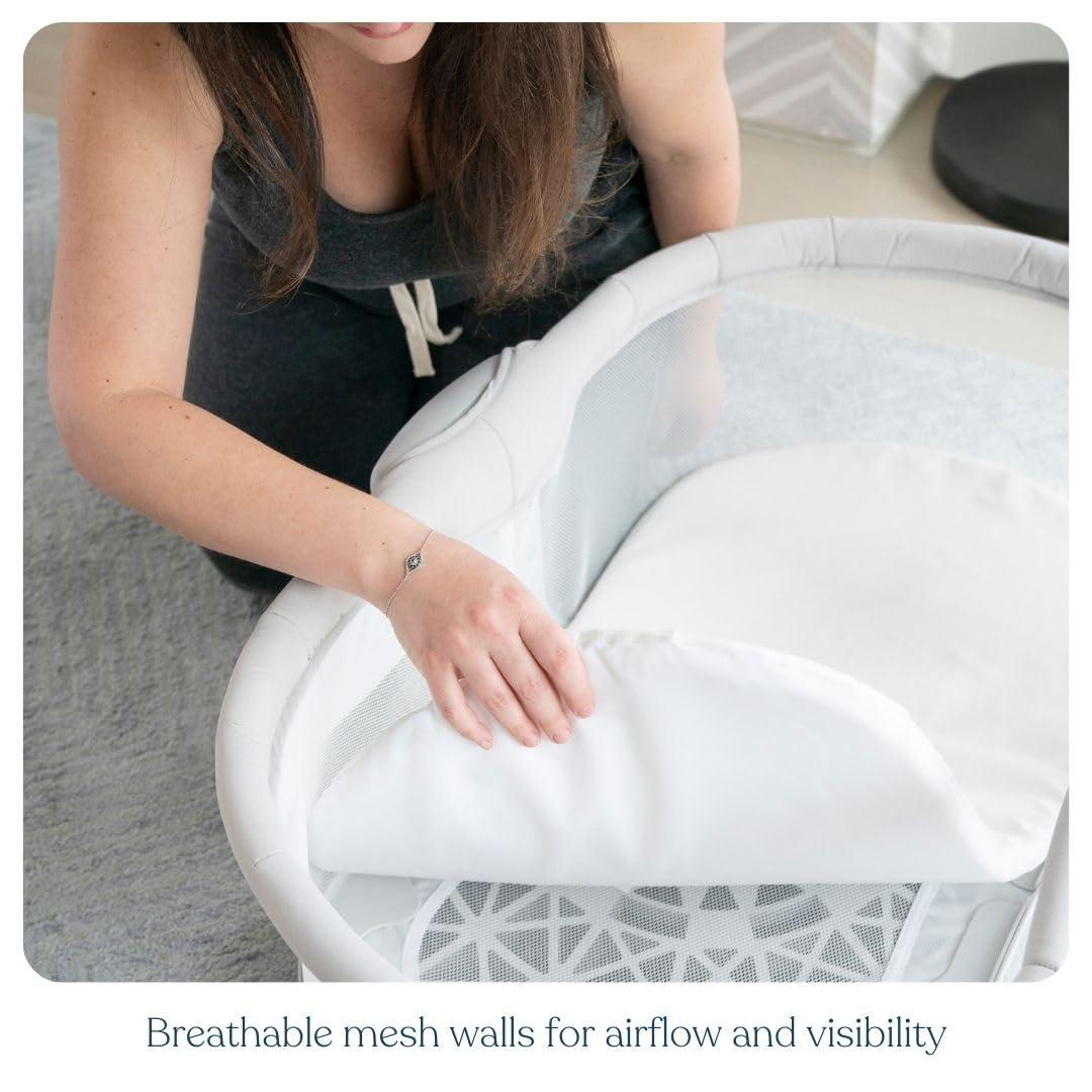 HALO HALO BassiNest Swivel Sleeper 3.0 Bedside Baby Bassinet with 360 Rotation, Adjustable Height, Breathable Mesh, Safe Close Sleeping, Lowering Wall for Easy Access, Feeding & C-Section Recovery