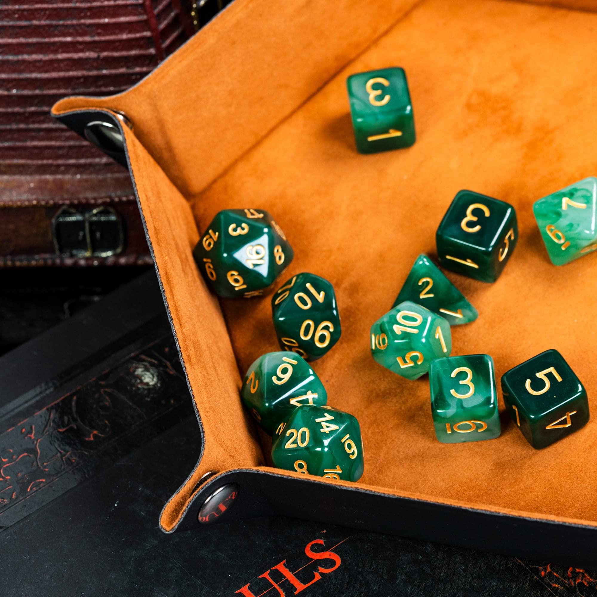 HDdais HDdais 8 Piece Pink DND Dice Set, Heart Resin Polyhedral Dice Set Extra D12 D&D Dice for Dungeons and Dragons Role Playing Game and Other Tabletop Games