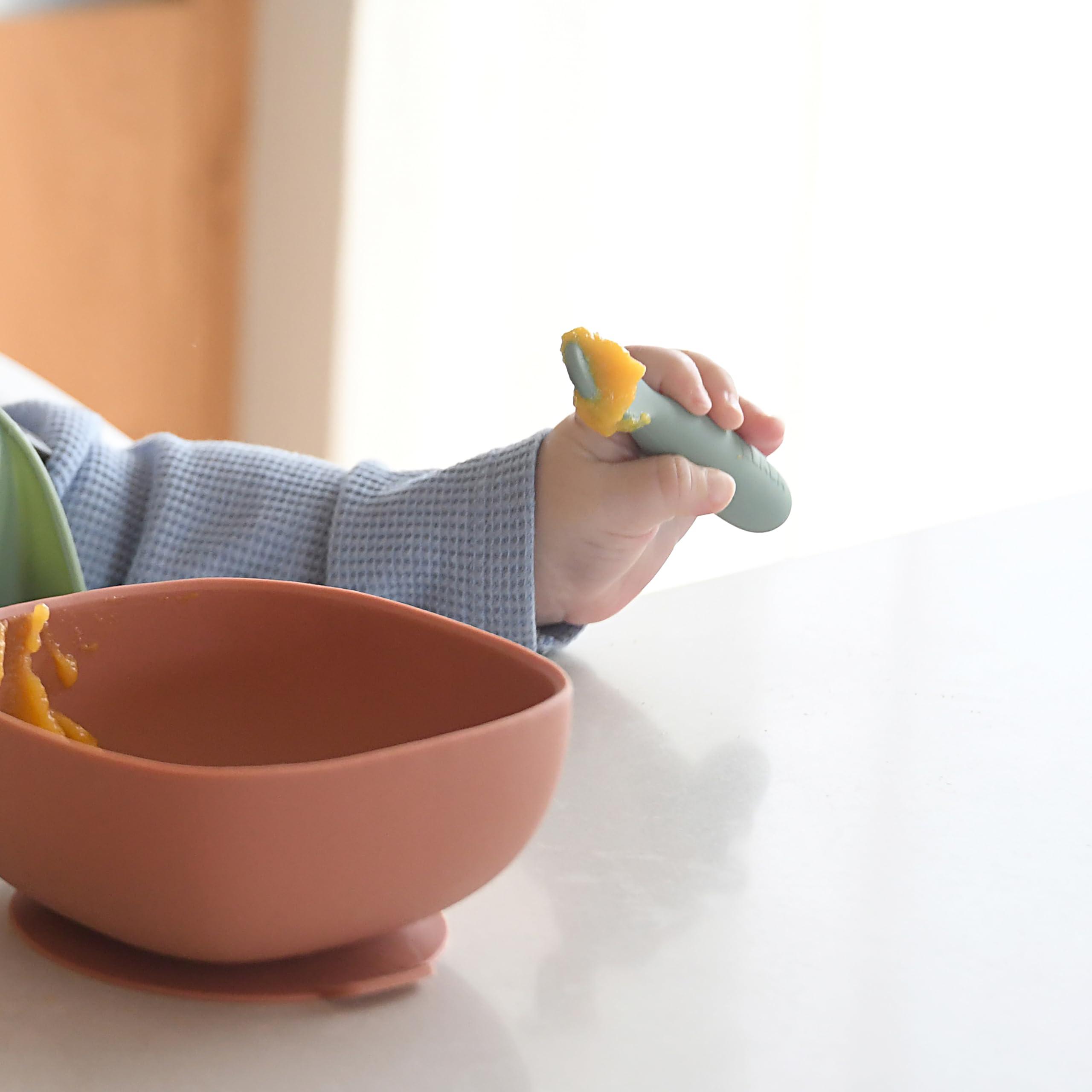 Baba BEABA Set of 2 Silicone Pre-Spoons, For Babies 4-8 Months, Ultra-Soft Silicone Spoons to Help with Self Feeding, Designed with Specialist, Baby Utensils, Sage/Grey