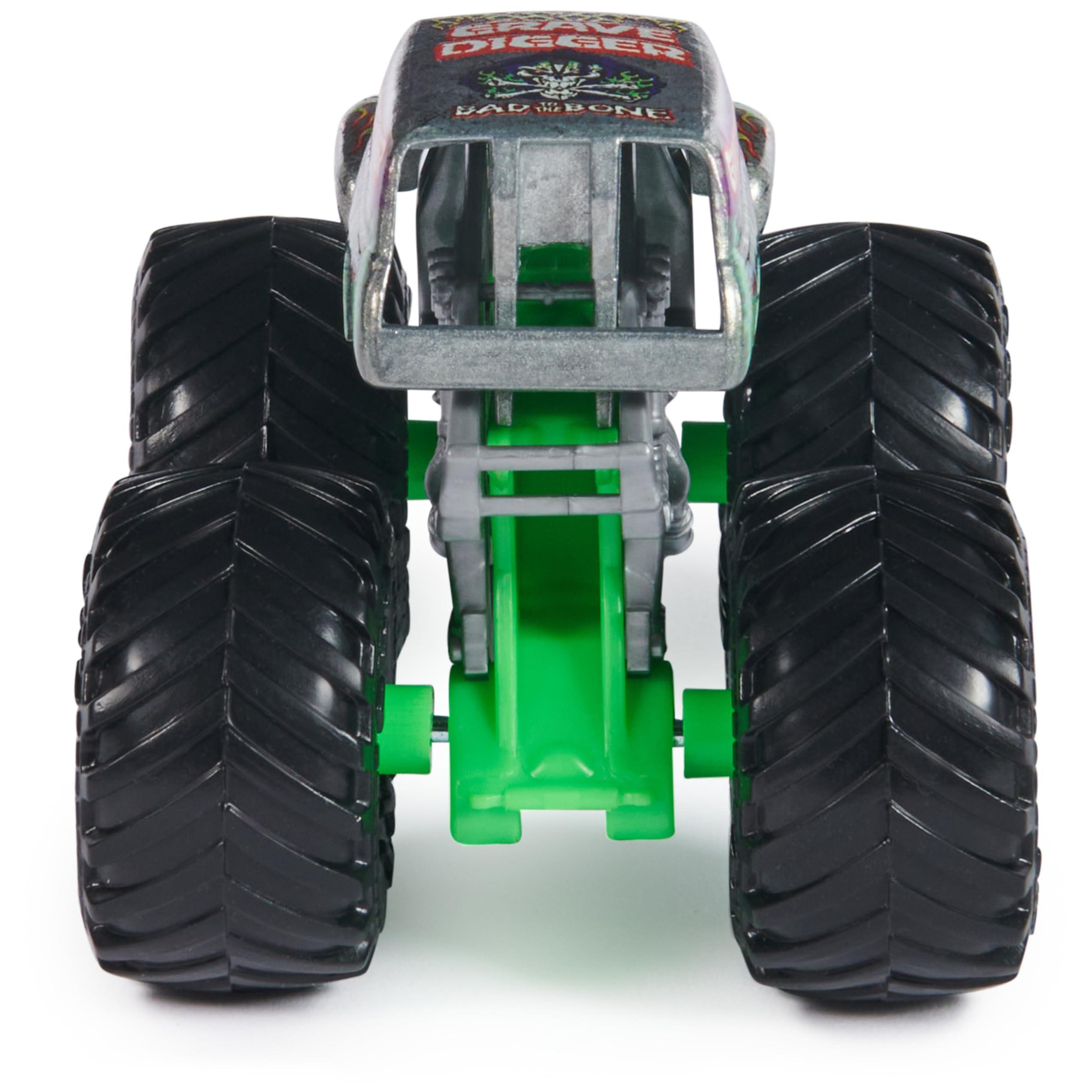 Monster Jam Monster Jam, Official Grave Digger Monster Truck, Die-Cast Vehicle, 1:64 Scale, Kids Toys for Boys Ages 3 and up