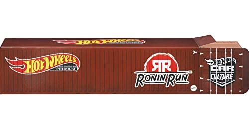 Hot Wheels Hot Wheels Ronin Run Container Set, 5 1:64 Scale Premium Cars in Collectible Container, Metal/Metal Body & RealRiders Tires, for Collectors